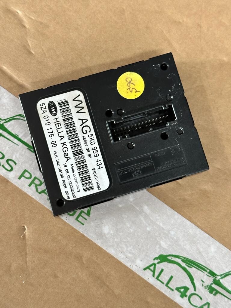 SKODA VW STEUERGERÄT ZUGANG KESSY STARTBERECHTIGUNG 5K0959434 FAST NEU DEM T CAR - Obrázek 3