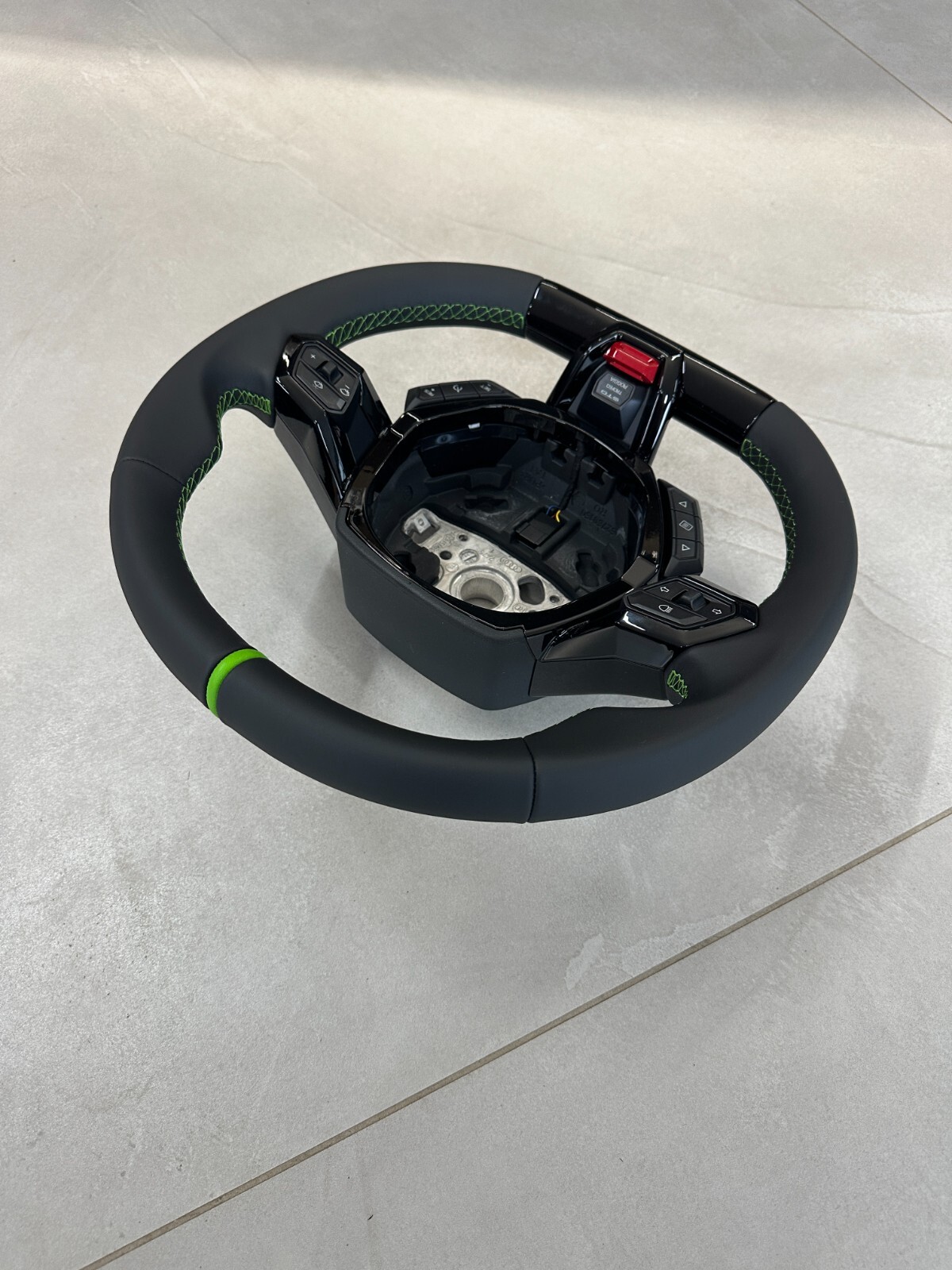 STEERING WHEEL LAMBORGHINI HURACAN STO SPORT LEDER LENKRAD GRÜNE STREIFEN NÄHT - Obrázek 11
