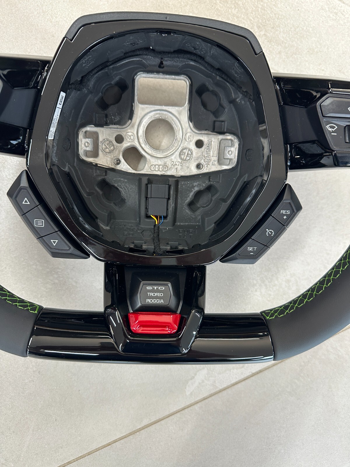 STEERING WHEEL LAMBORGHINI HURACAN STO SPORT LEDER LENKRAD GRÜNE STREIFEN NÄHT - Obrázek 4