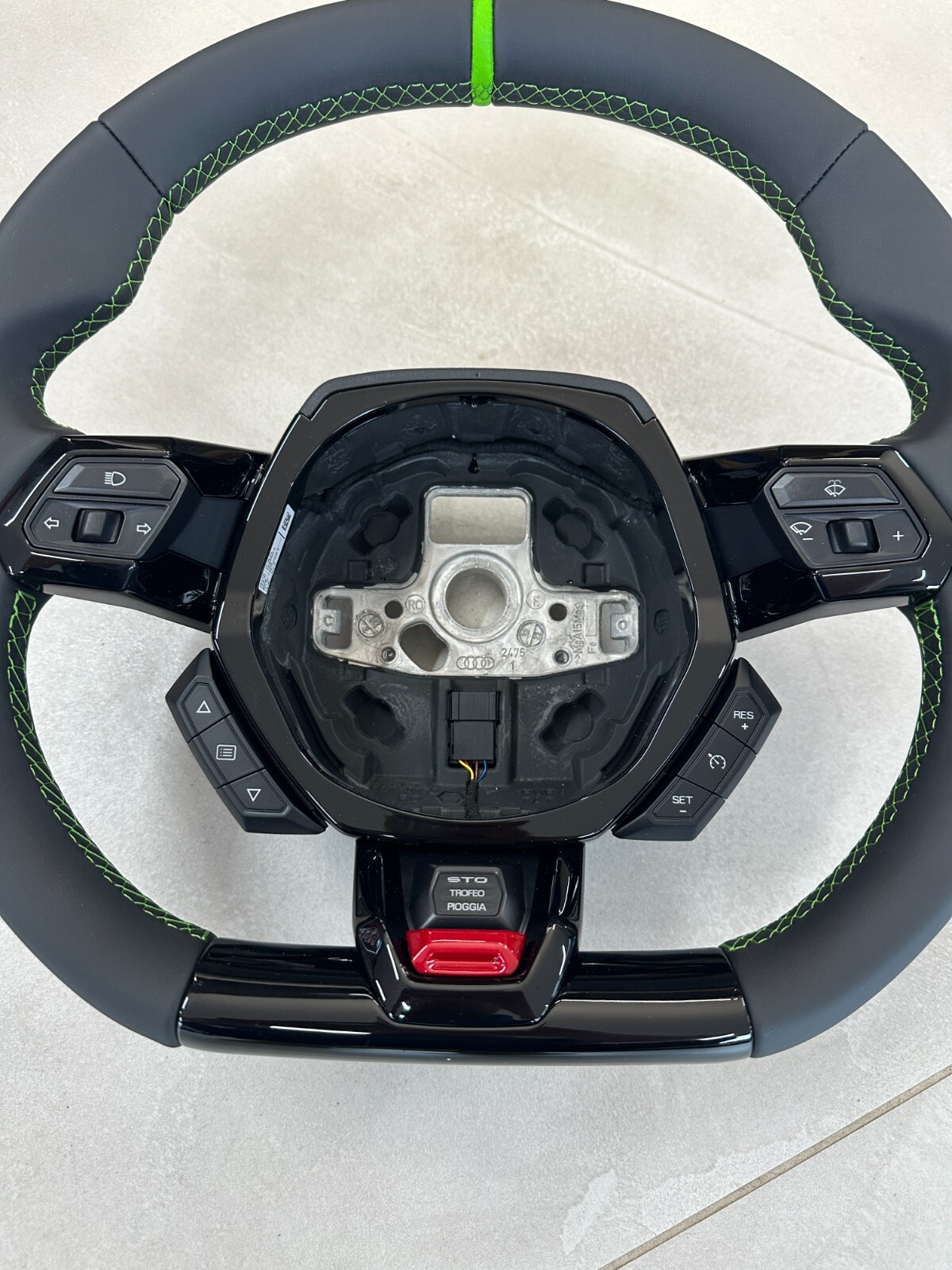 STEERING WHEEL LAMBORGHINI HURACAN STO SPORT LEDER LENKRAD GRÜNE STREIFEN NÄHT - Obrázek 6