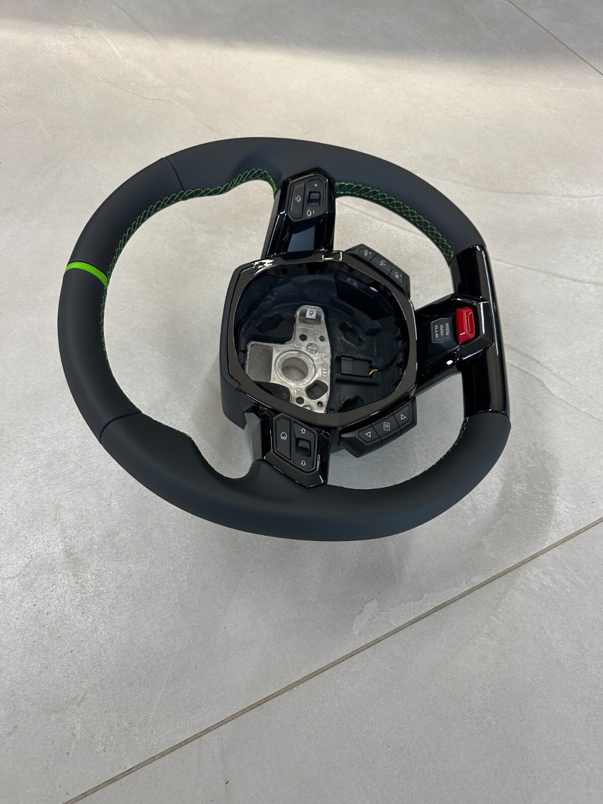 STEERING WHEEL LAMBORGHINI HURACAN STO SPORT LEDER LENKRAD GRÜNE STREIFEN NÄHT - Obrázek 10