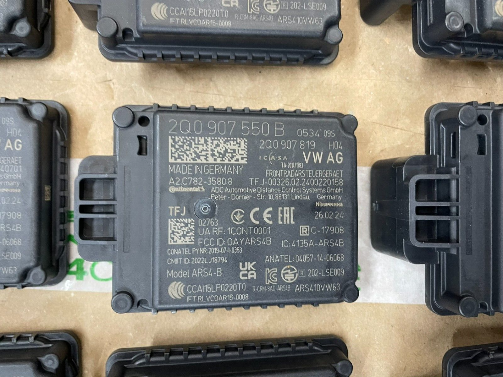 VOLKSWAGEN ACC STEUERGERÄT FÜR ABSTANDSREGELUNG RADARSENSOR 2Q0907550B ORIG NEU - Obrázek 12