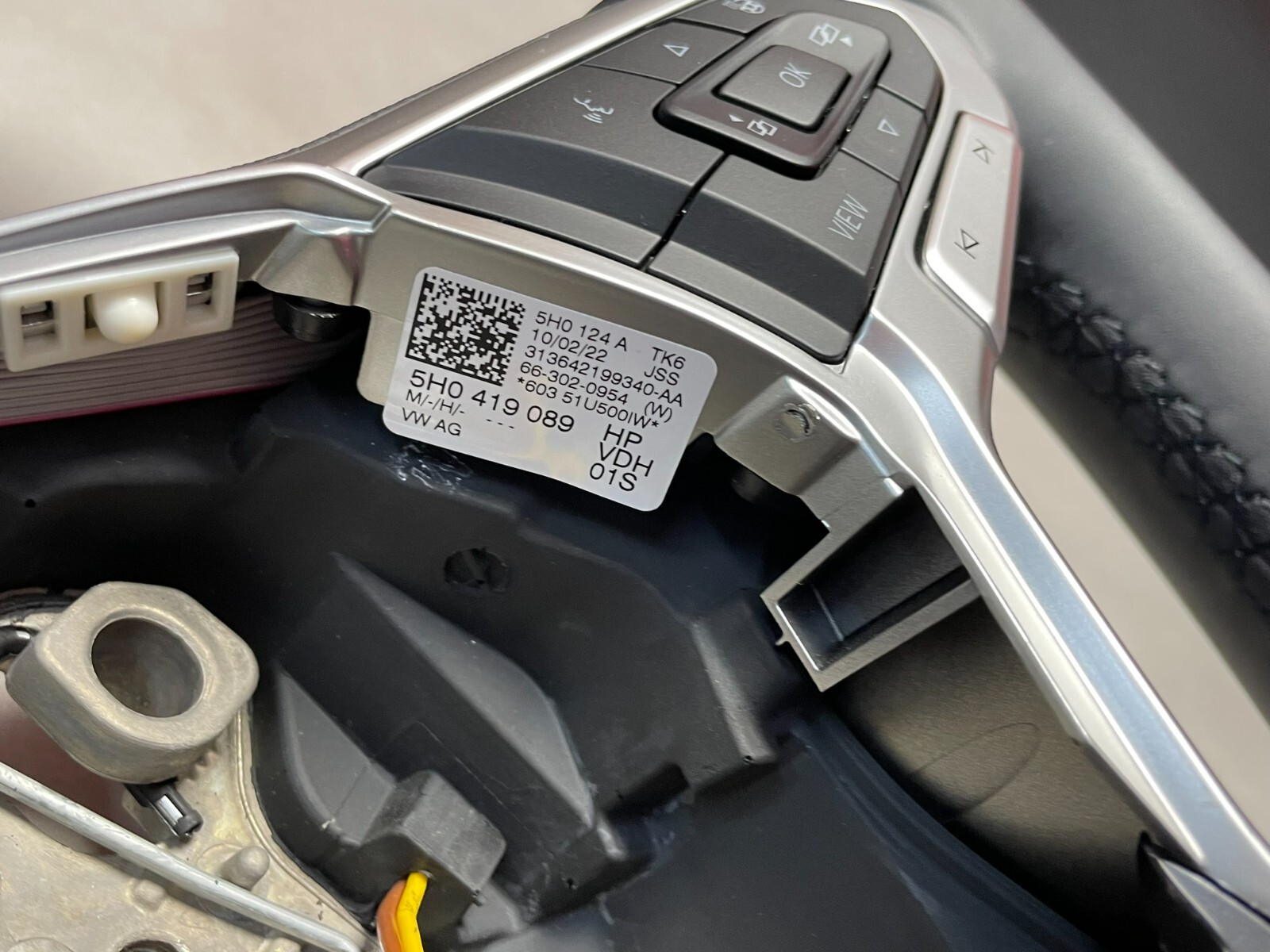 VW LENKRAD SPORT VW GOLF VW TIGUAN LENKRAD LOGO R BEHEIZT 5H0419089HP Fast Neu - Obrázek 19