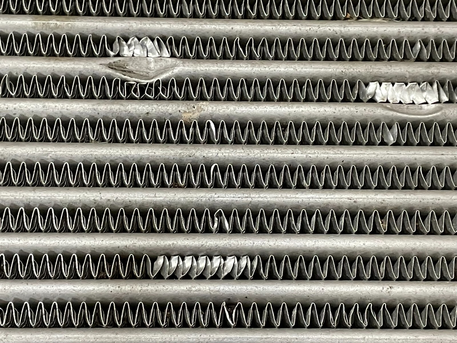 VW LT LADELUFTKÜHLER 2D0145805 DEMONT VOM TEST WAGEN ORIGINAL TEIL - Obrázek 16