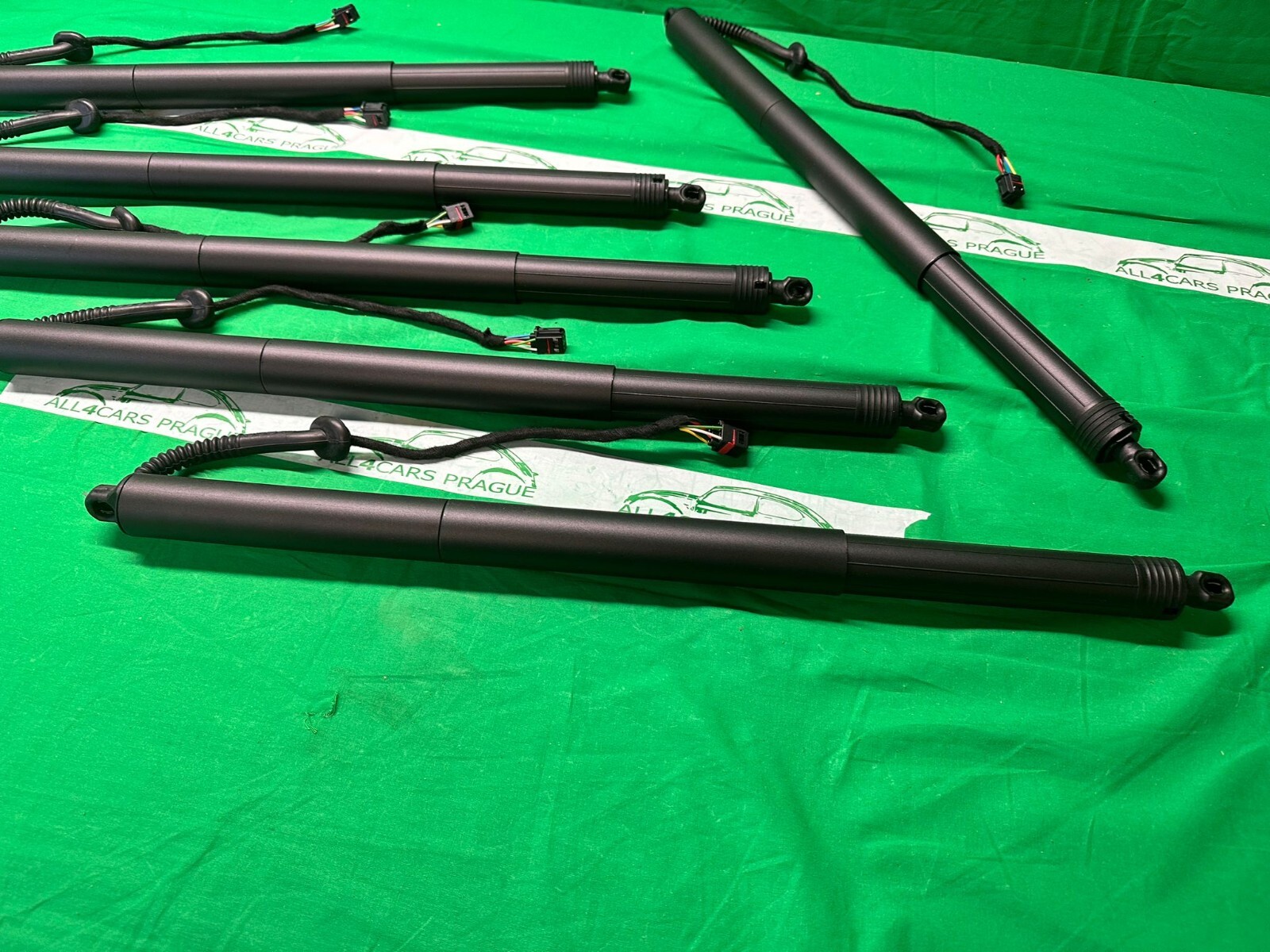 VW PASSAT B8 VAR. HECKKLAPPENDÄMPFER ELEKTRISCHE ANTRIEBSEINHEIT 3G9827851H OE ! - Obrázek 8