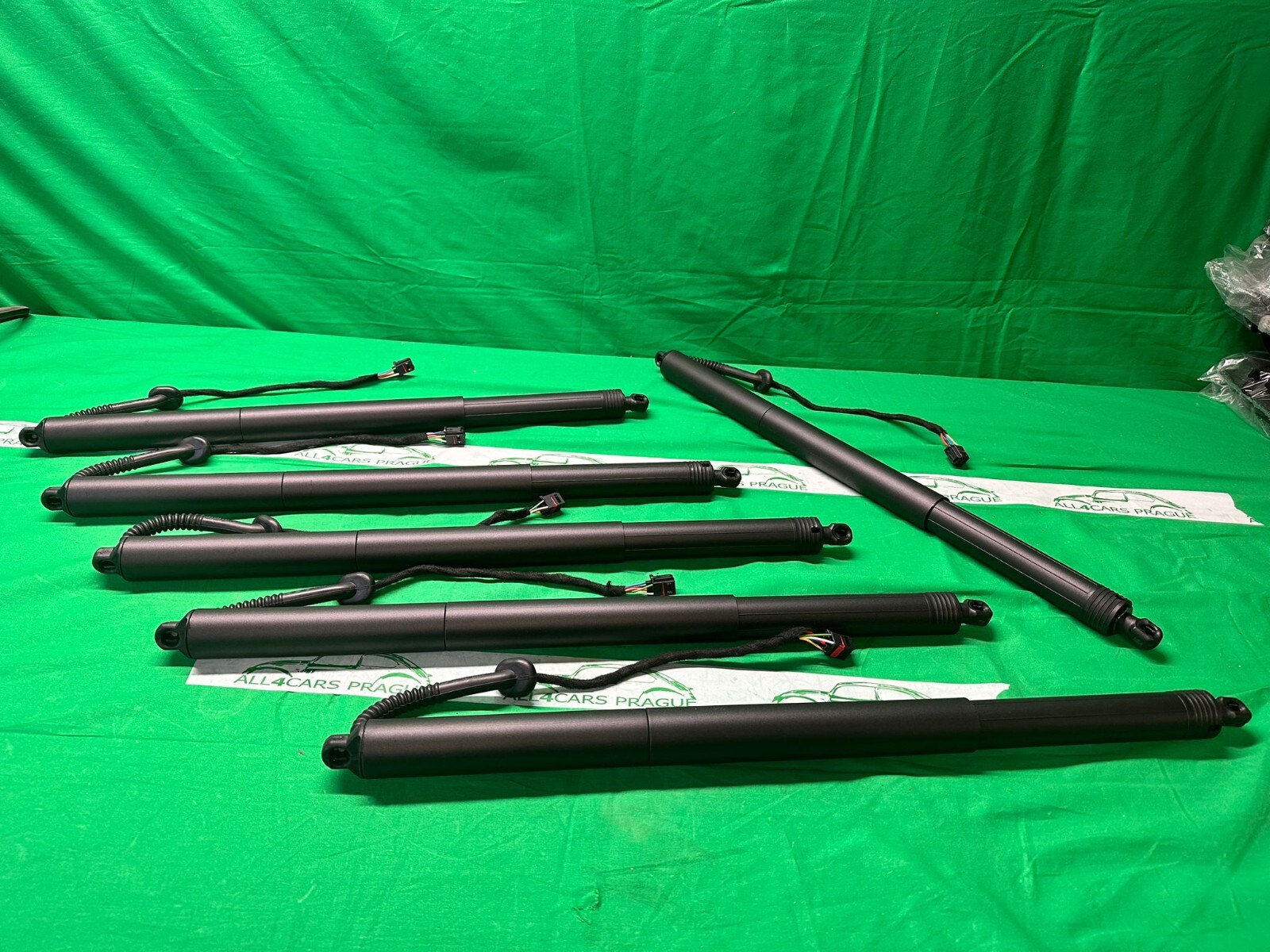 VW PASSAT B8 VAR. HECKKLAPPENDÄMPFER ELEKTRISCHE ANTRIEBSEINHEIT 3G9827851H OE ! - Obrázek 9