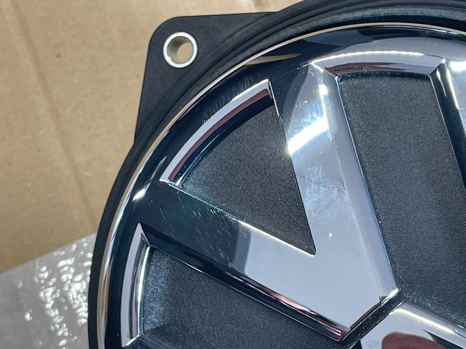 VW PASSAT GOLF EOS HECKKLAPPENGRIFF MIT MIKROSCHALTER LOGO 6R0827469C TEST CAR - Obrázek 22