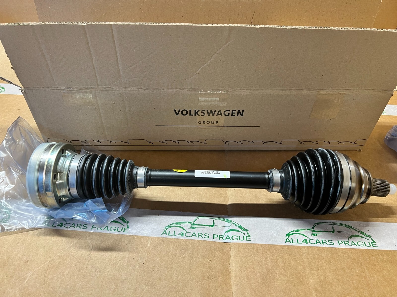 VW PASSAT, TAOS, TOURAN / SKODA KAROQ ANTRIEBSWELLE LINKS 3Q0407271AQ ORIG.NEU