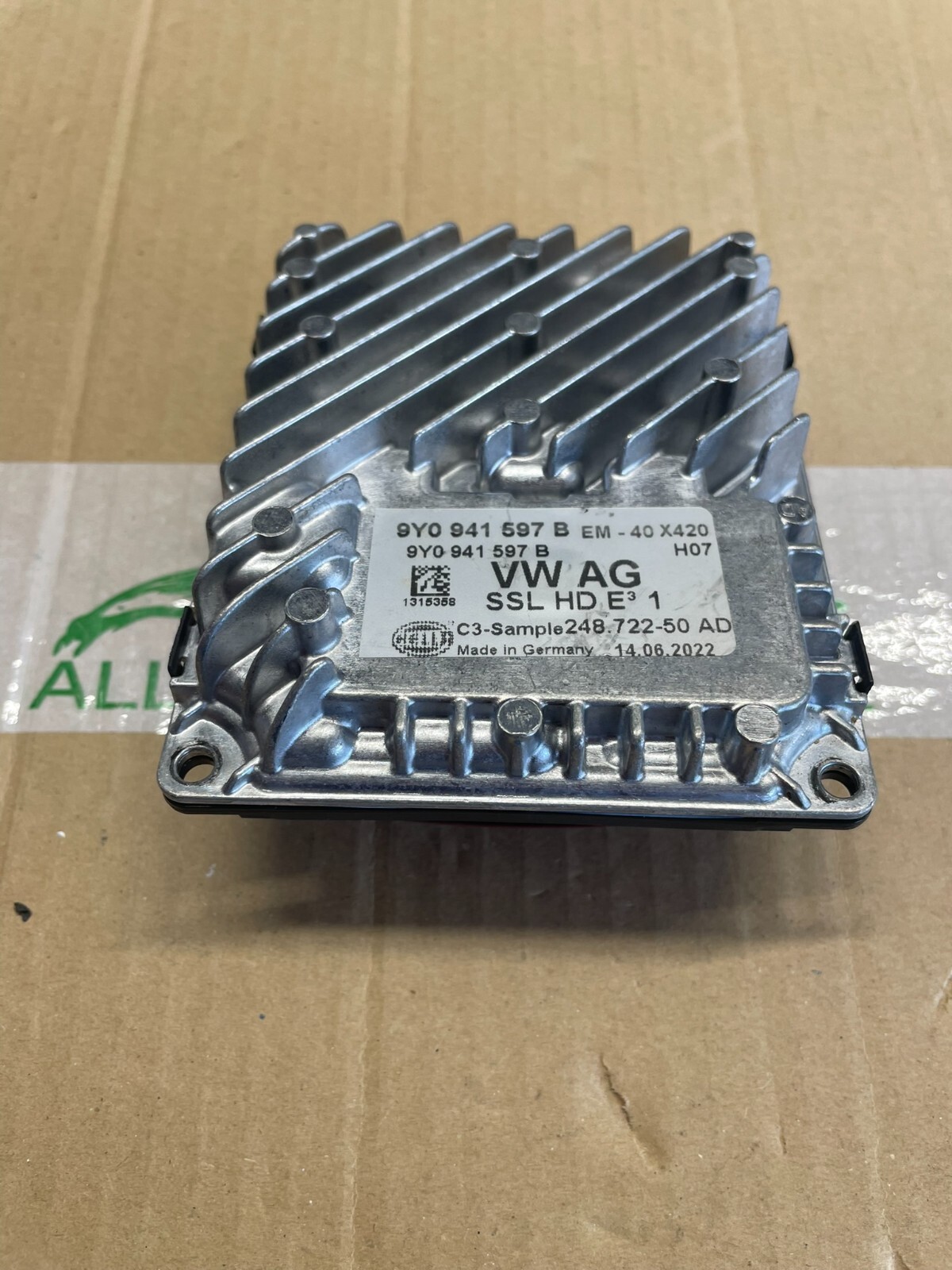 VW TIGUAN 2024 SCHEINWERFER STEUERGERÄT 9Y0941597B DEMONT VOM TEST WAGEN ORIG VW - Obrázek 9