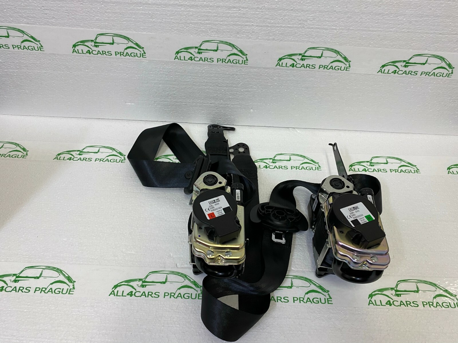 VW TIGUAN / ALLSPACE SEATBELTS 5NB857705C - 5NB857706C SICHERHEITSGURTEN NEU ! - Obrázek 4