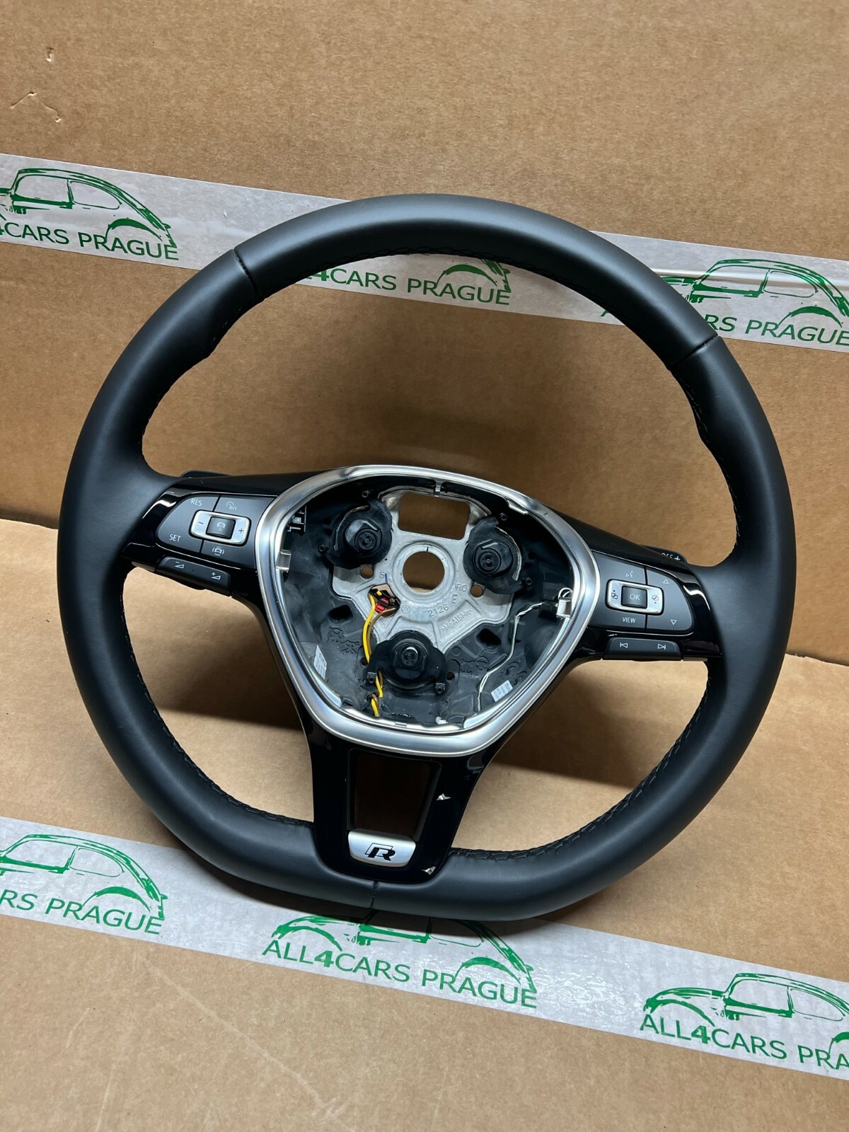 VW TIGUAN GOLF PASSAT SPORT LENKRAD LEDER BEHEIZBAR ZUSTAND 95km 5TA419091AQ ORG