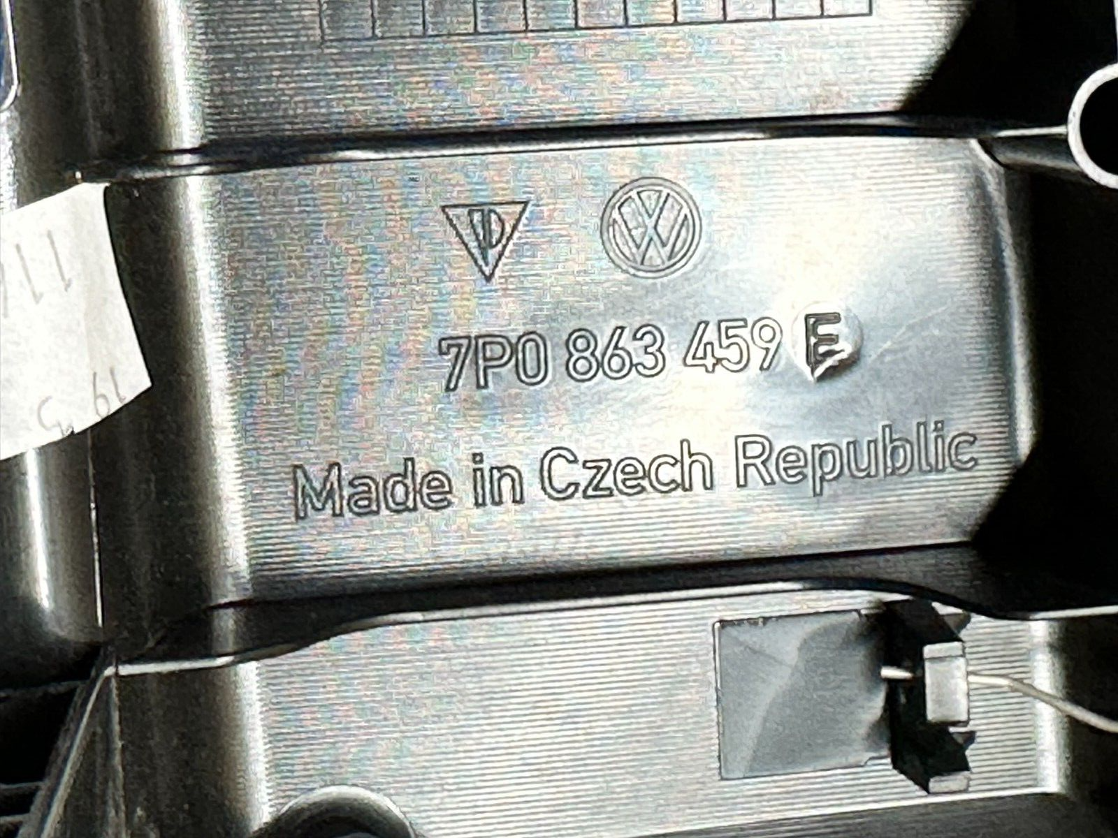 VW TOUAREG 2011-2012 ABDECKUNG FUR SCHLOSSTRAGER EDELSTAHL 7P0863459E ORIG.NEU!! - Obrázek 8