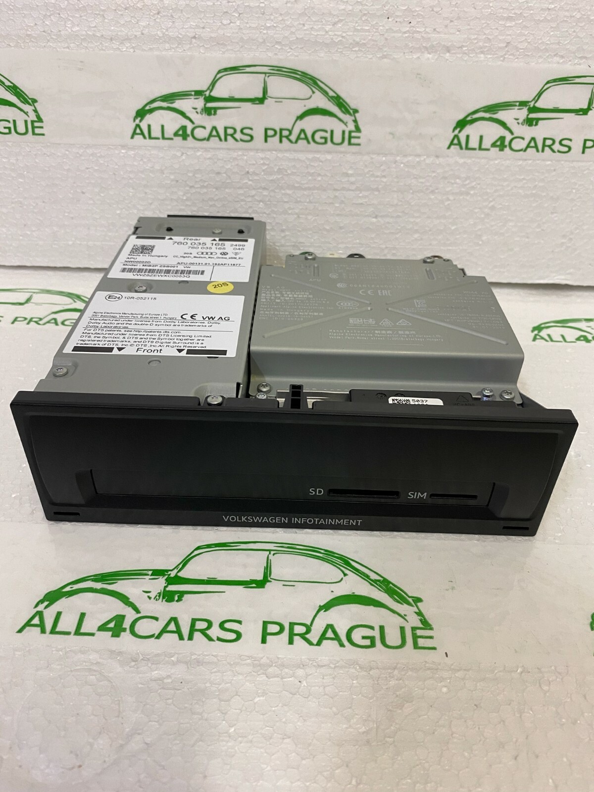 VW TOUAREG 760- MIB 2 NAVI UNIT ONLINE EU 760035165 , NEW Original !