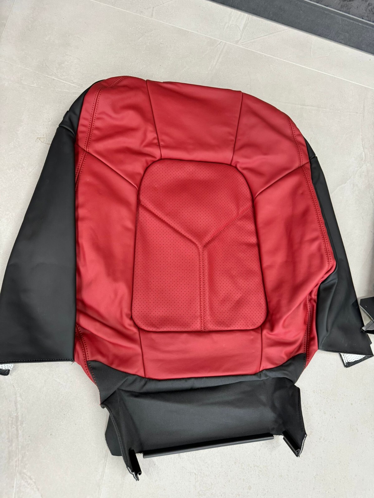 VW TOUAREG 7P SITZBEZUG ROT LEDER SPORT SITZ BETZUGEN SITZEN VORN ORIG.NEU TEIL - Obrázek 9