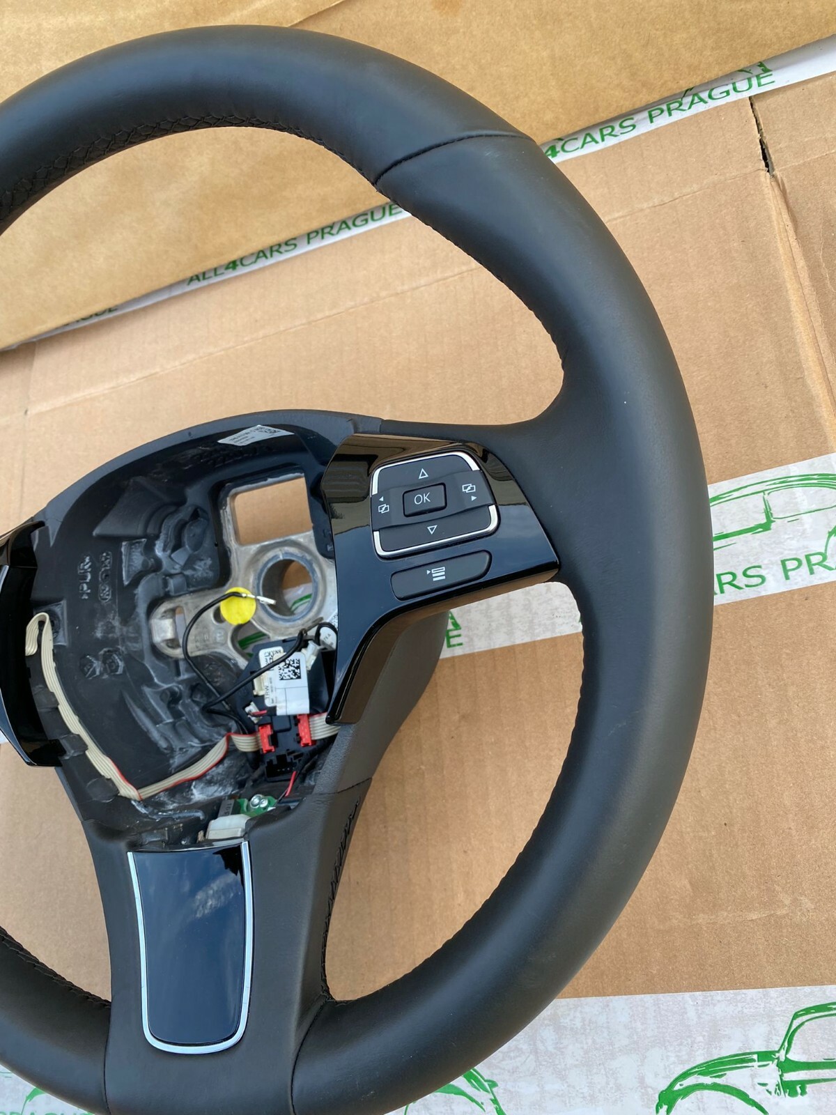 VW TOUAREG 7P SPORT LEDERLENKRAD 3 SPEICHEN MIT MFA 7P6419091D NGB ORIGINAL - Obrázek 3