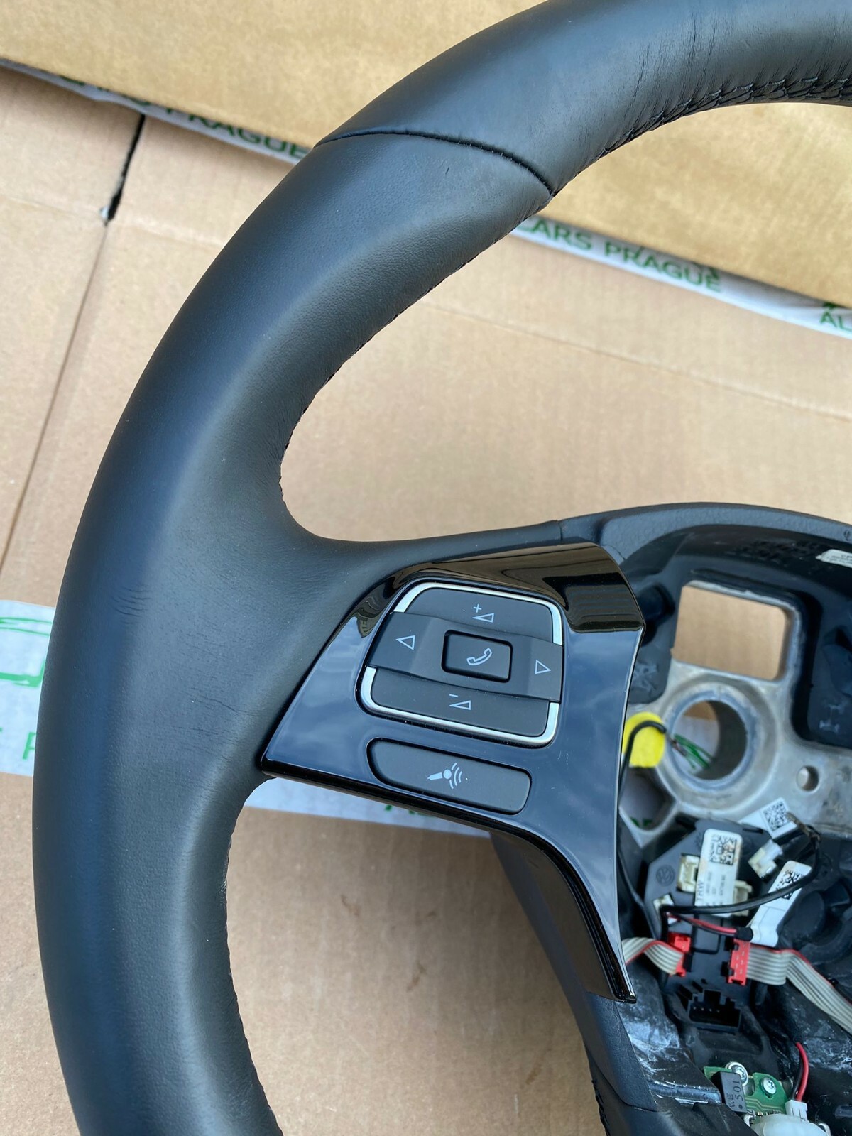 VW TOUAREG 7P SPORT LEDERLENKRAD 3 SPEICHEN MIT MFA 7P6419091D NGB ORIGINAL - Obrázek 4