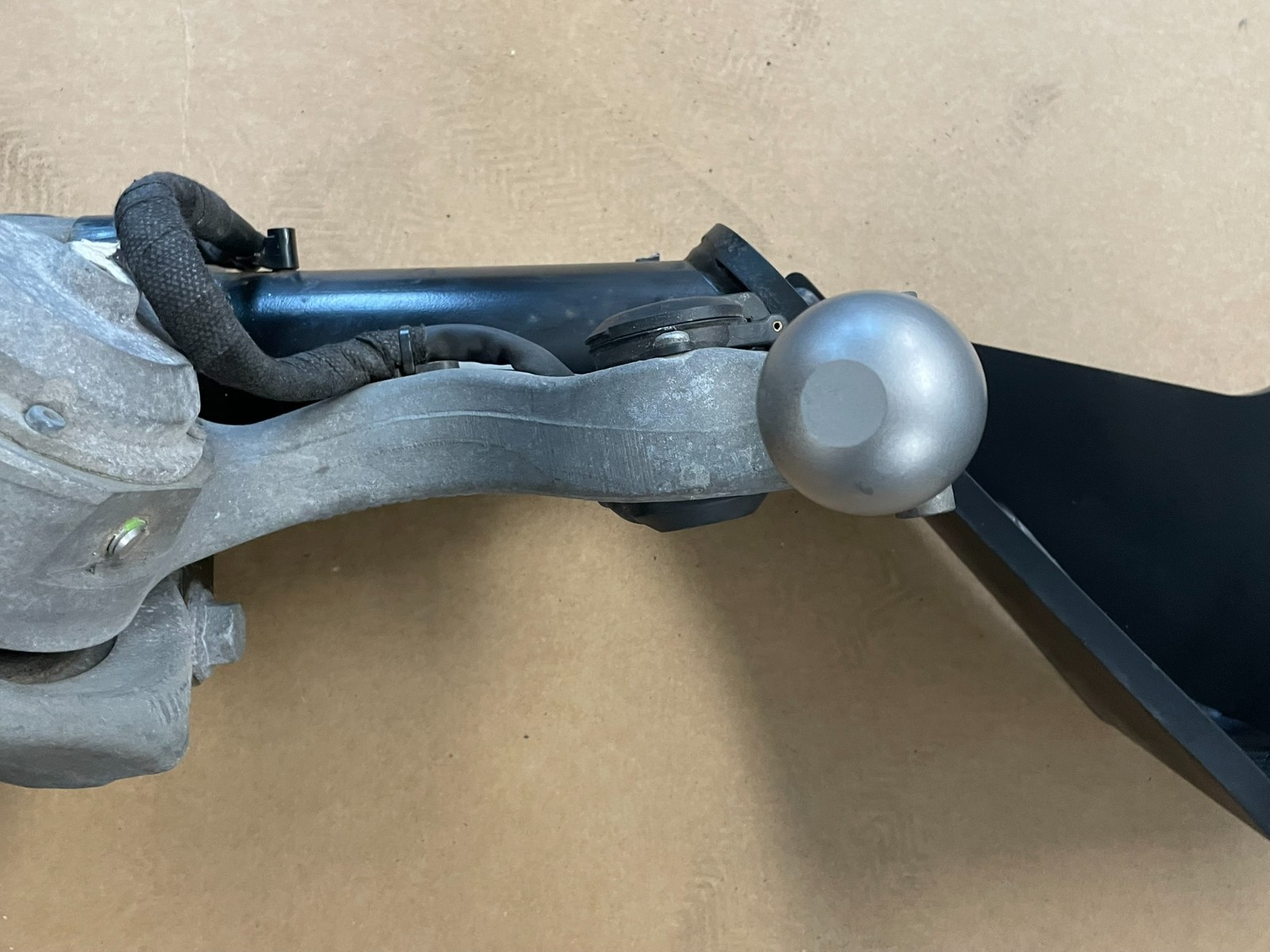 VW TOUAREG CR7 Anhängerkupplung Elektrisch Schwenkbar 760803881E 760803881H Orig - Obrázek 23