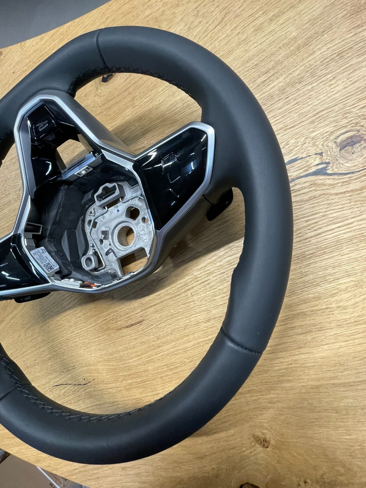 VW TOUAREG MULTIFUNKTIONS LEDER LENKRAD SPORT "R" 760419089Q FAST NEU TEST CAR - Obrázek 12