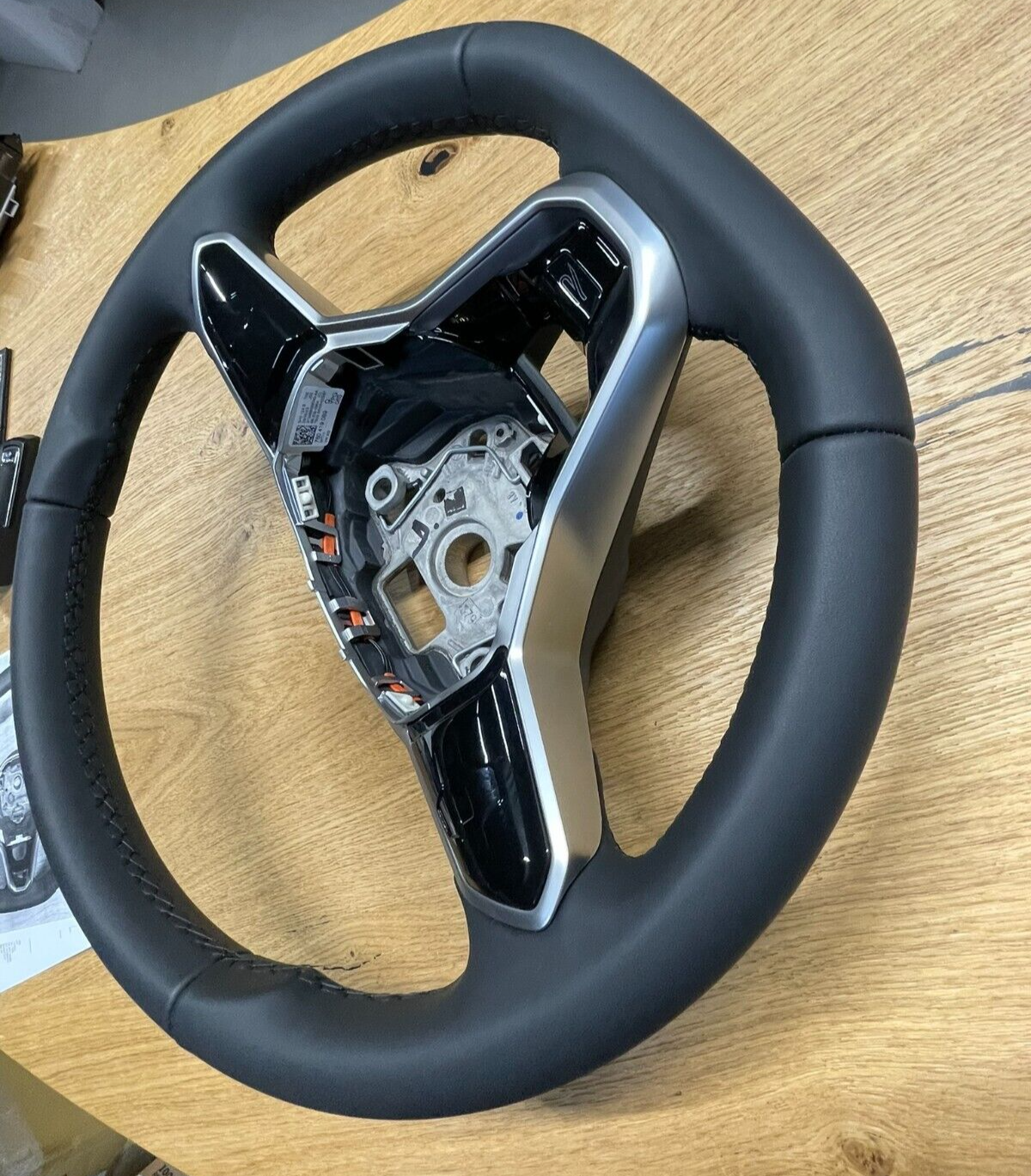 VW TOUAREG MULTIFUNKTIONS LEDER LENKRAD SPORT "R" 760419089Q FAST NEU TEST CAR - Obrázek 13