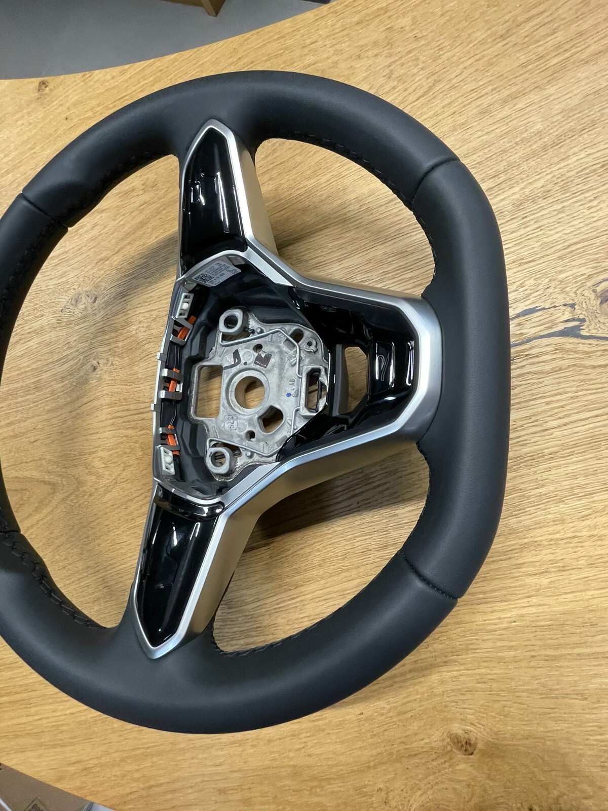 VW TOUAREG MULTIFUNKTIONS LEDER LENKRAD SPORT "R" 760419089Q FAST NEU TEST CAR - Obrázek 14