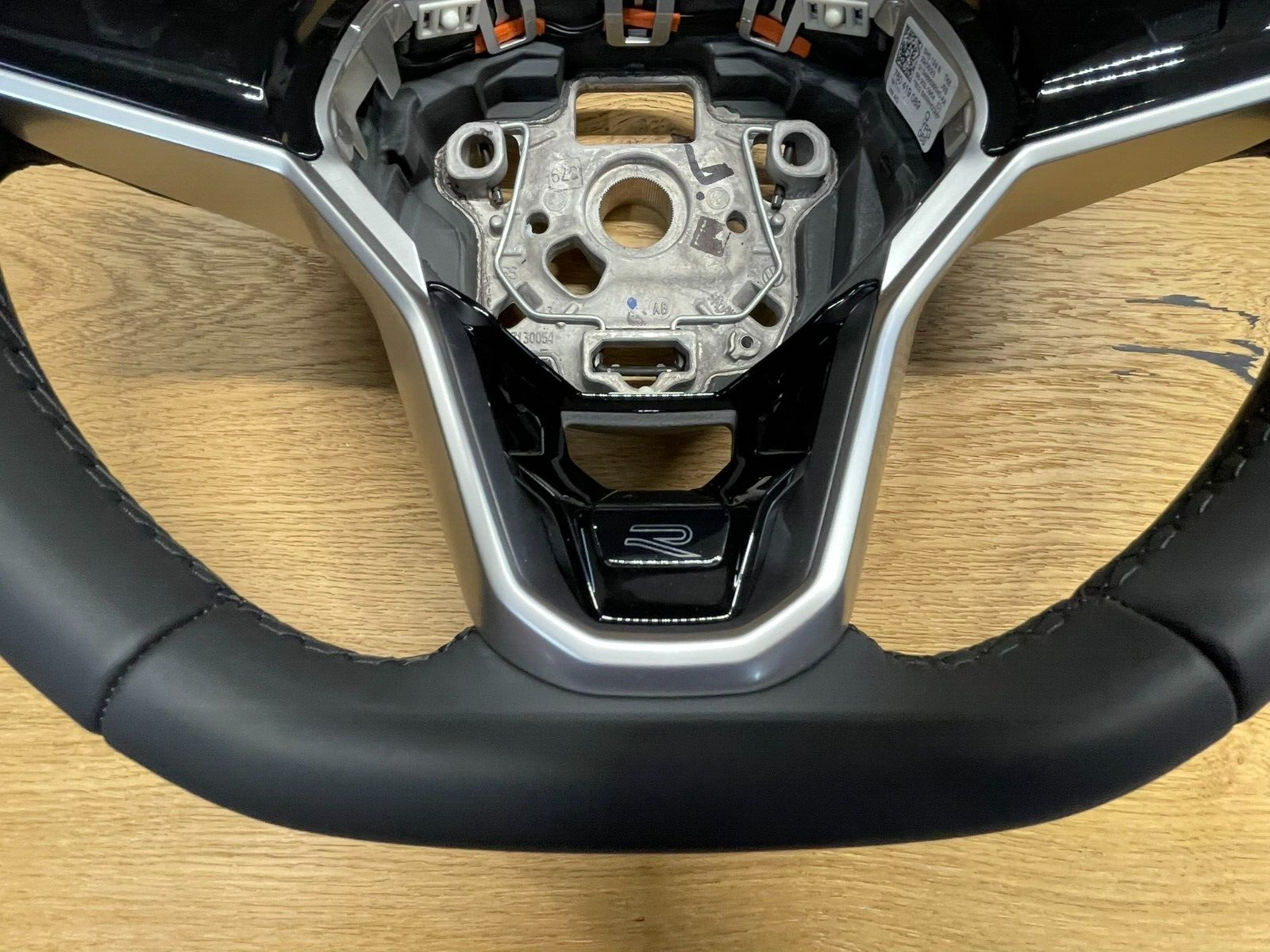 VW TOUAREG MULTIFUNKTIONS LEDER LENKRAD SPORT "R" 760419089Q FAST NEU TEST CAR - Obrázek 19