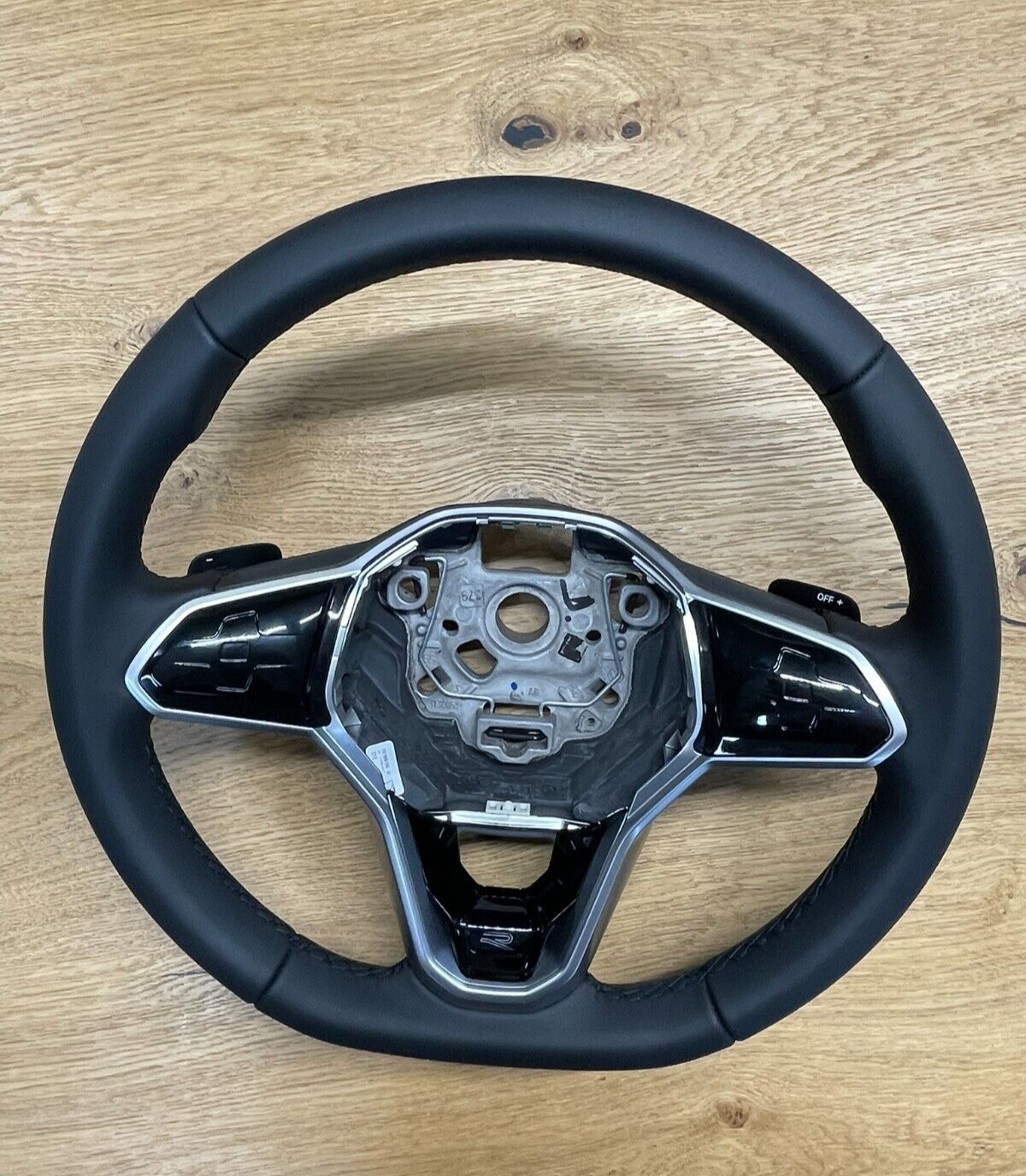 VW TOUAREG MULTIFUNKTIONS LEDER LENKRAD SPORT "R" 760419089Q FAST NEU TEST CAR