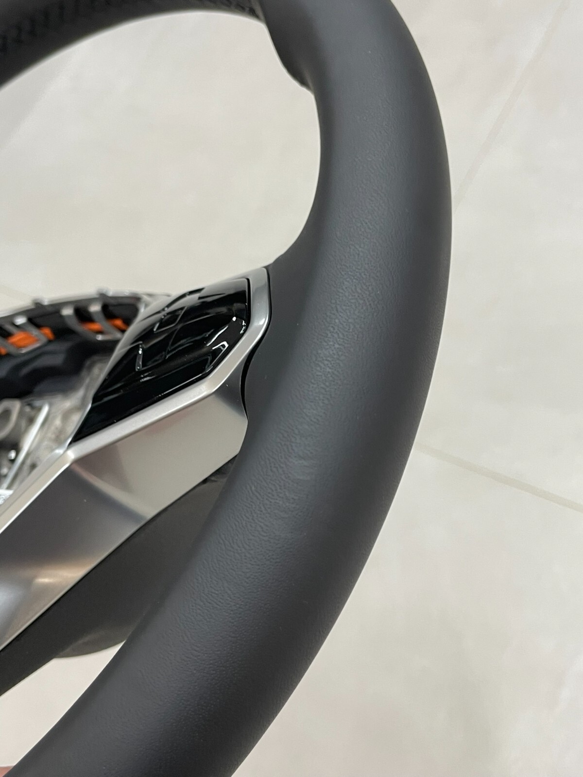 VW TOUAREG MULTIFUNKTIONS SPORT LENKRAD BEHEIZT "R" 760419089S Fast Neu Test Car - Obrázek 23