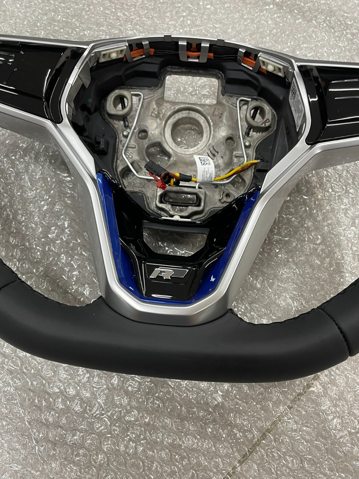 VW TOUAREG MULTIFUNKTIONS SPORT LENKRAD BEHEIZT "R" 760419089S Fast Neu Test Car - Obrázek 4