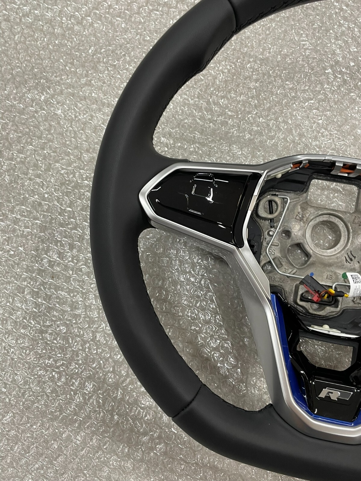 VW TOUAREG MULTIFUNKTIONS SPORT LENKRAD BEHEIZT "R" 760419089S Fast Neu Test Car - Obrázek 5