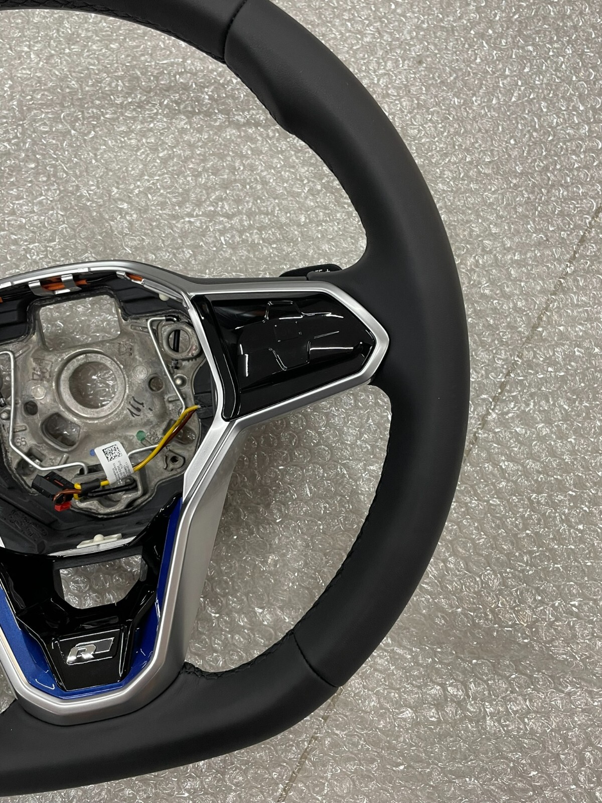 VW TOUAREG MULTIFUNKTIONS SPORT LENKRAD BEHEIZT "R" 760419089S Fast Neu Test Car - Obrázek 6