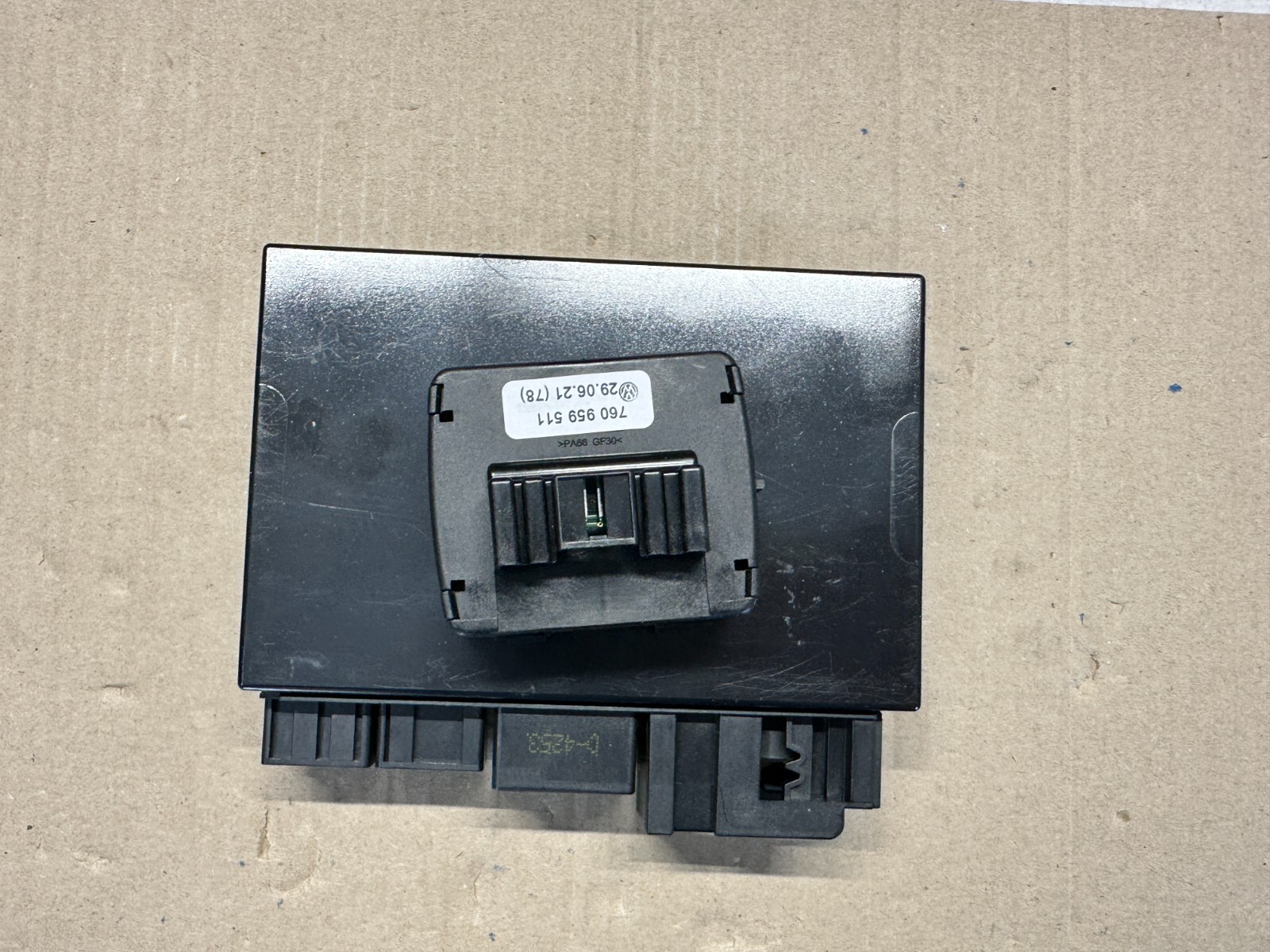 VW TOUAREG STEUERGERÄT ANHÄNGERKUPPLUNG 8W1907383C + SCHALTER 760959511 NEU ORIG - Obrázek 18