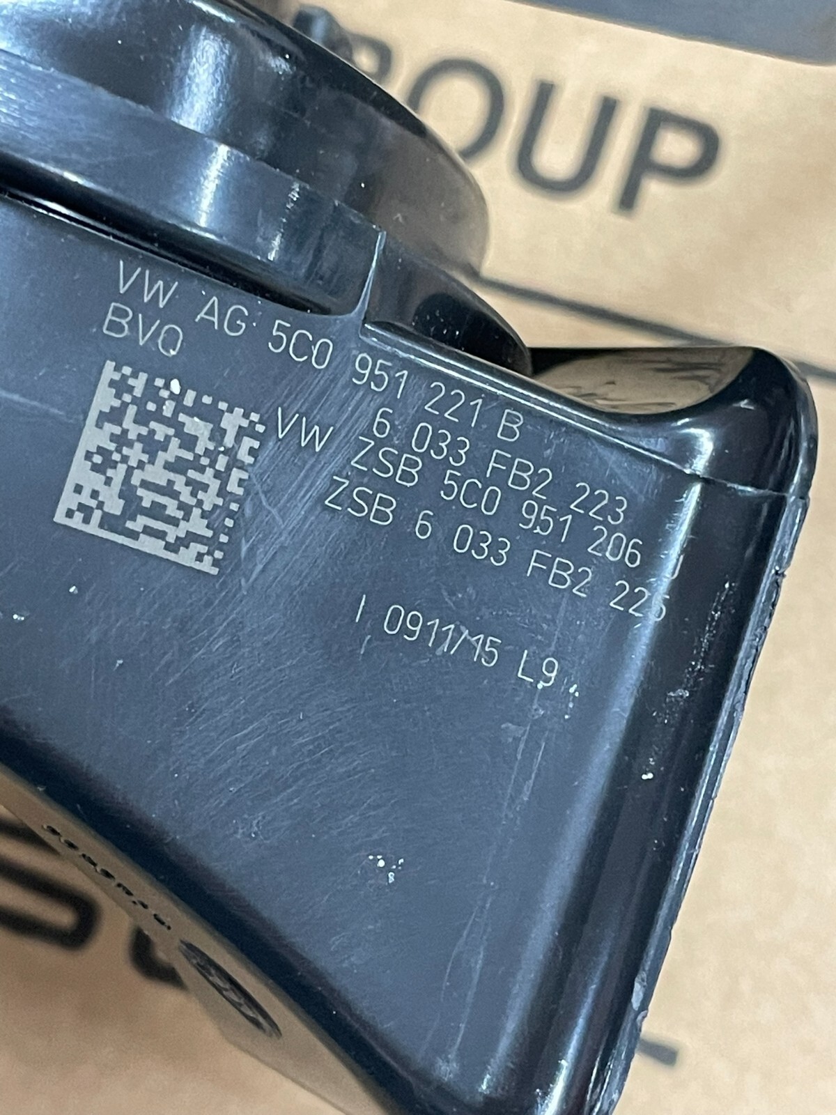 5C0951221B VW SKODA SEAT SIGNALHORN TIEFTON FANFARE 5C0951221B Fast Neu Test Car - Obrázek 6