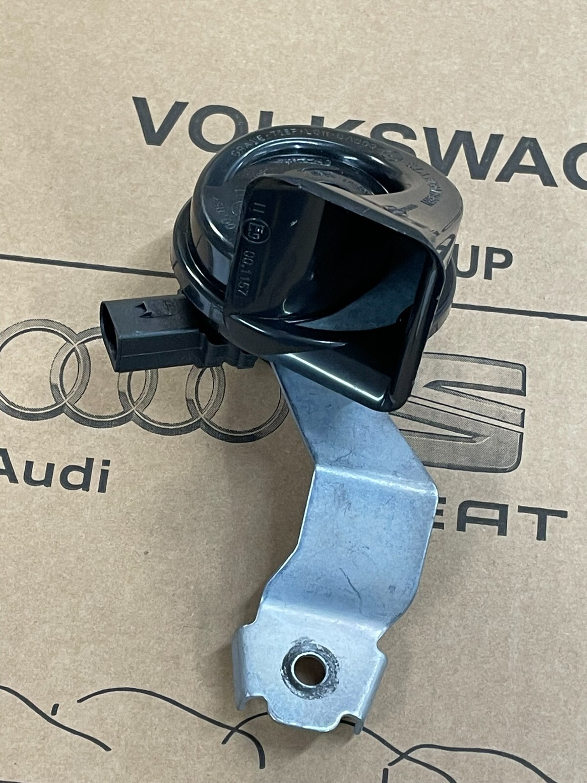 5C0951221B VW SKODA SEAT SIGNALHORN TIEFTON FANFARE 5C0951221B Fast Neu Test Car - Obrázek 8