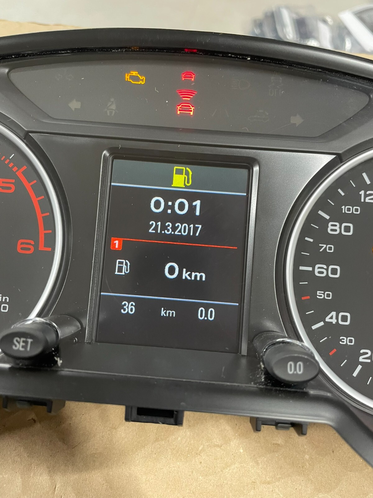 8R0920930B AUDI Q5 TACHO KOMBIINSTRUMENT 8R0920930B FAST NEU VOM TEST WAGEN 36KM - Obrázek 3