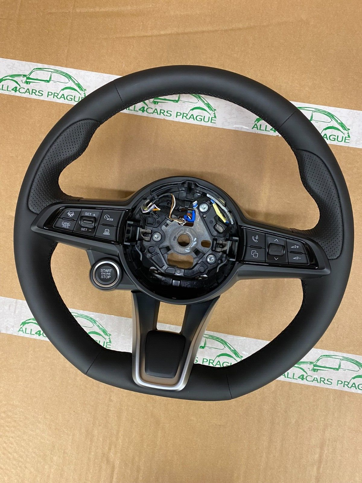 ALFA ROMEO LEDER MULTIFUNKTION SPORTLENKRAD 313502599CDU-AA ORIGINAL - Obrázek 3