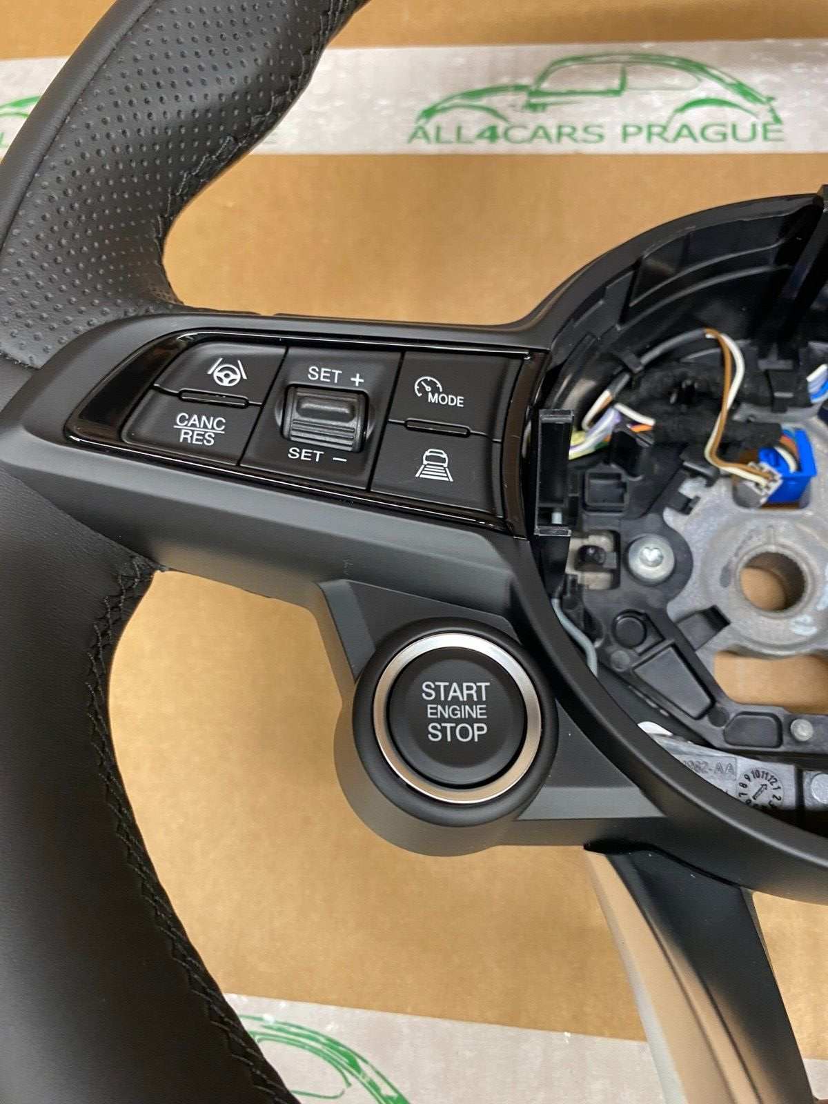 ALFA ROMEO LEDER MULTIFUNKTION SPORTLENKRAD 313502599CDU-AA ORIGINAL - Obrázek 4