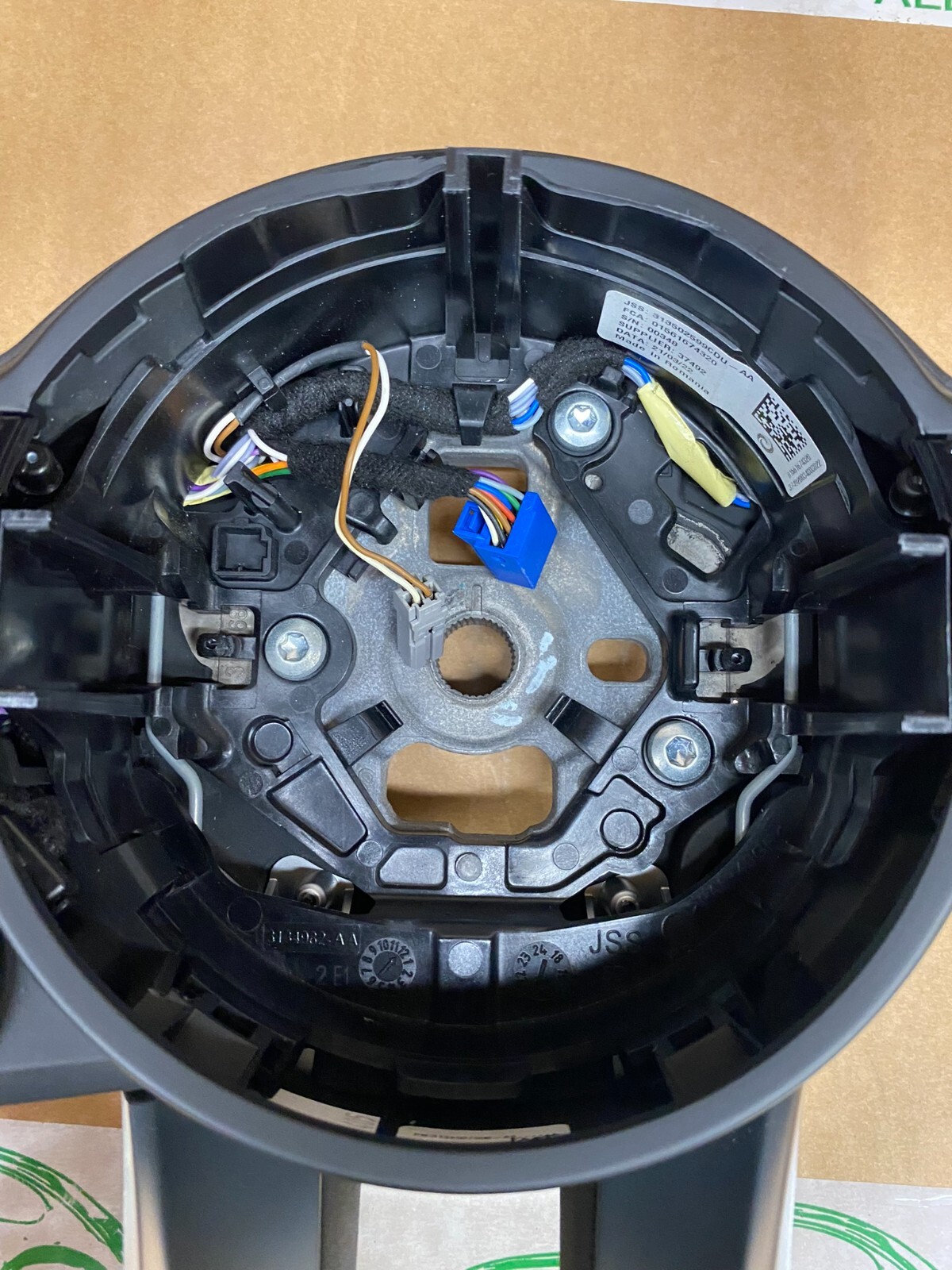 ALFA ROMEO LEDER MULTIFUNKTION SPORTLENKRAD 313502599CDU-AA ORIGINAL - Obrázek 10