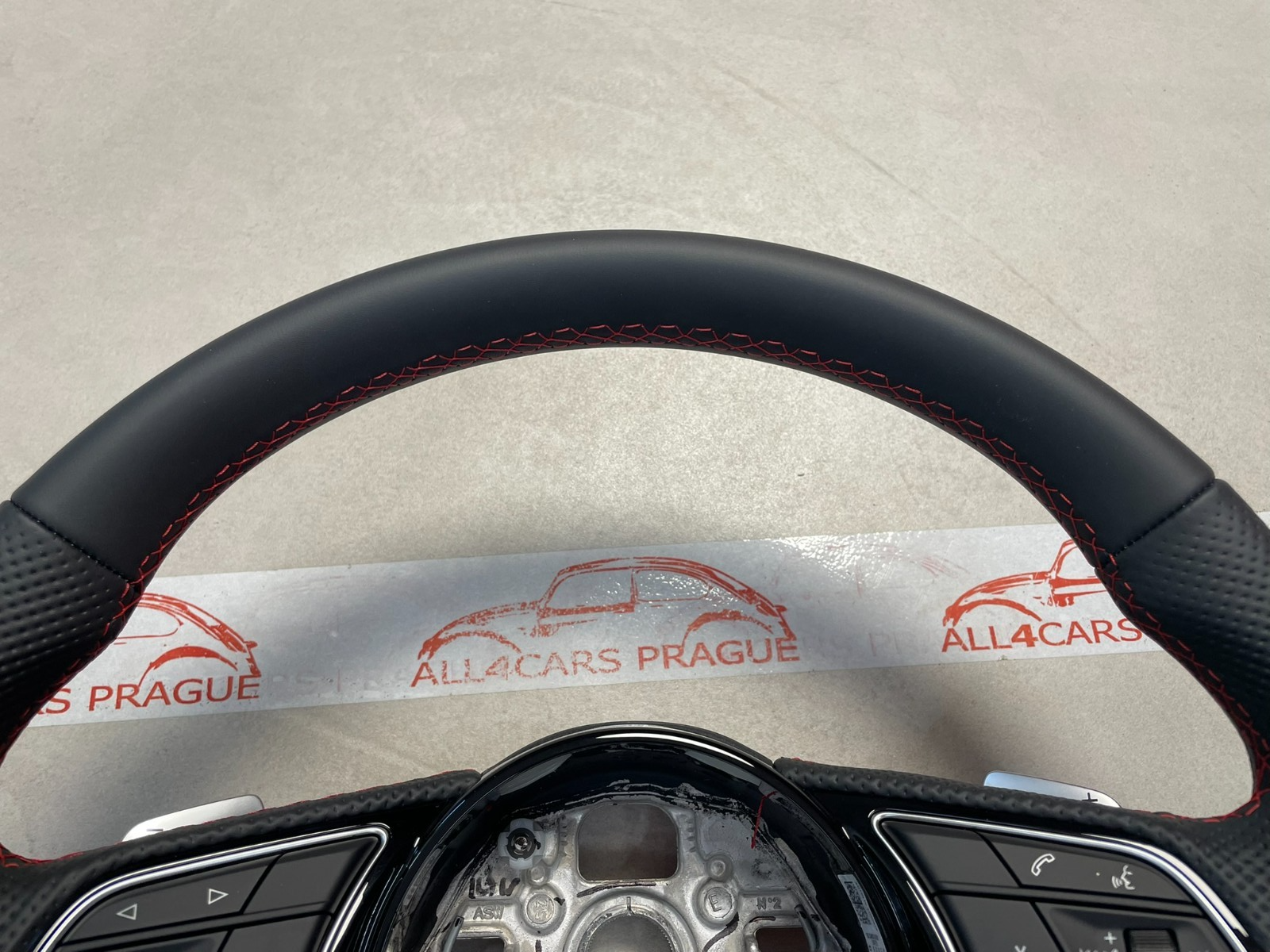AUDI A3 S3 8Y LENKRAD SPORT ABGEFLACHT GELOCHT SCHALTWIPPEN 8Y0419091Q ORIG NEU - Obrázek 15
