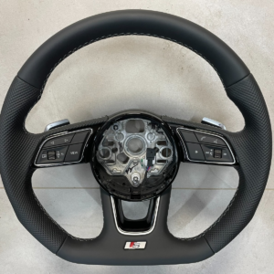 AUDI A3 S3 8Y LENKRAD SPORT ABGEFLACHT GELOCHT SCHALTWIPPEN 8Y0419091Q  ORIG NEU