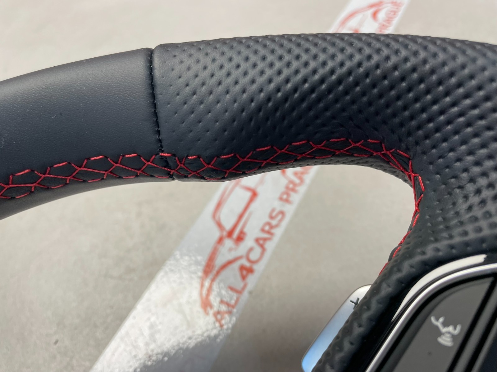 AUDI A3 S3 8Y LENKRAD SPORT ABGEFLACHT GELOCHT SCHALTWIPPEN 8Y0419091Q ORIG NEU - Obrázek 7