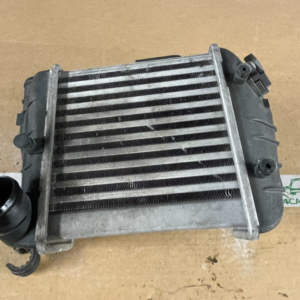 AUDI A4 2.7 - 3.0 TDI TURBO-LADELUFTKÜHLER L. 8E0145805R = 8E0145805AD TEST CAR