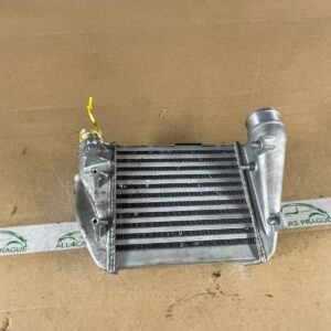 AUDI A4 8E 2001-2005  2.5 TDI V6 LADELUFTKÜHLER 8E0145806D DEMONT  VOM TEST CAR