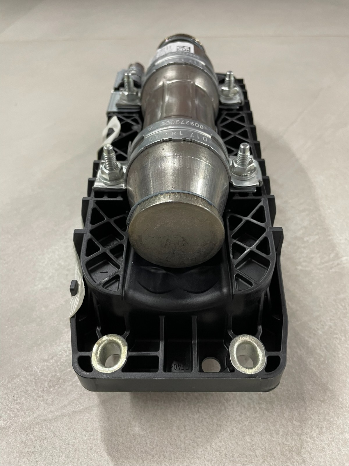 AUDI A6 , A7 , A8 ARMATURENBRETT SICHERHEITSTASCHE SCHUTZ 4G8880204F ORIG NEU - Obrázek 13