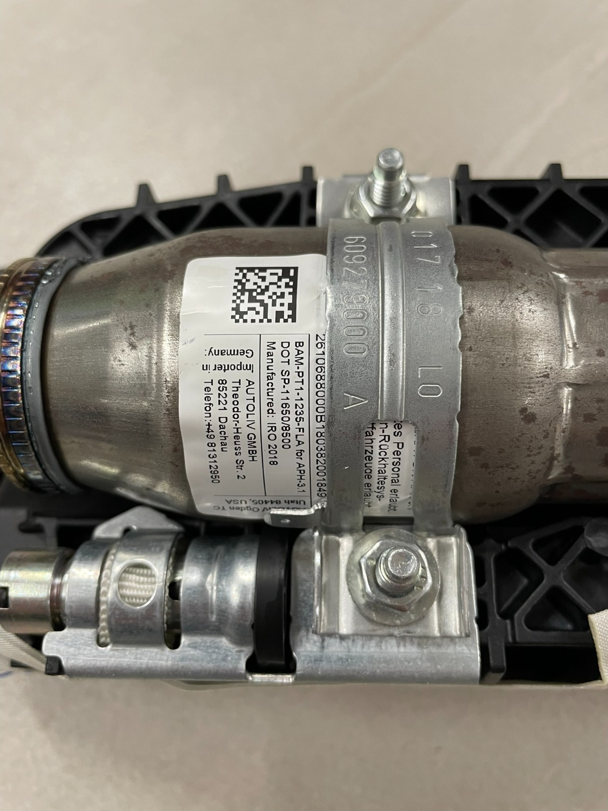 AUDI A6 , A7 , A8 ARMATURENBRETT SICHERHEITSTASCHE SCHUTZ 4G8880204F ORIG NEU - Obrázek 8