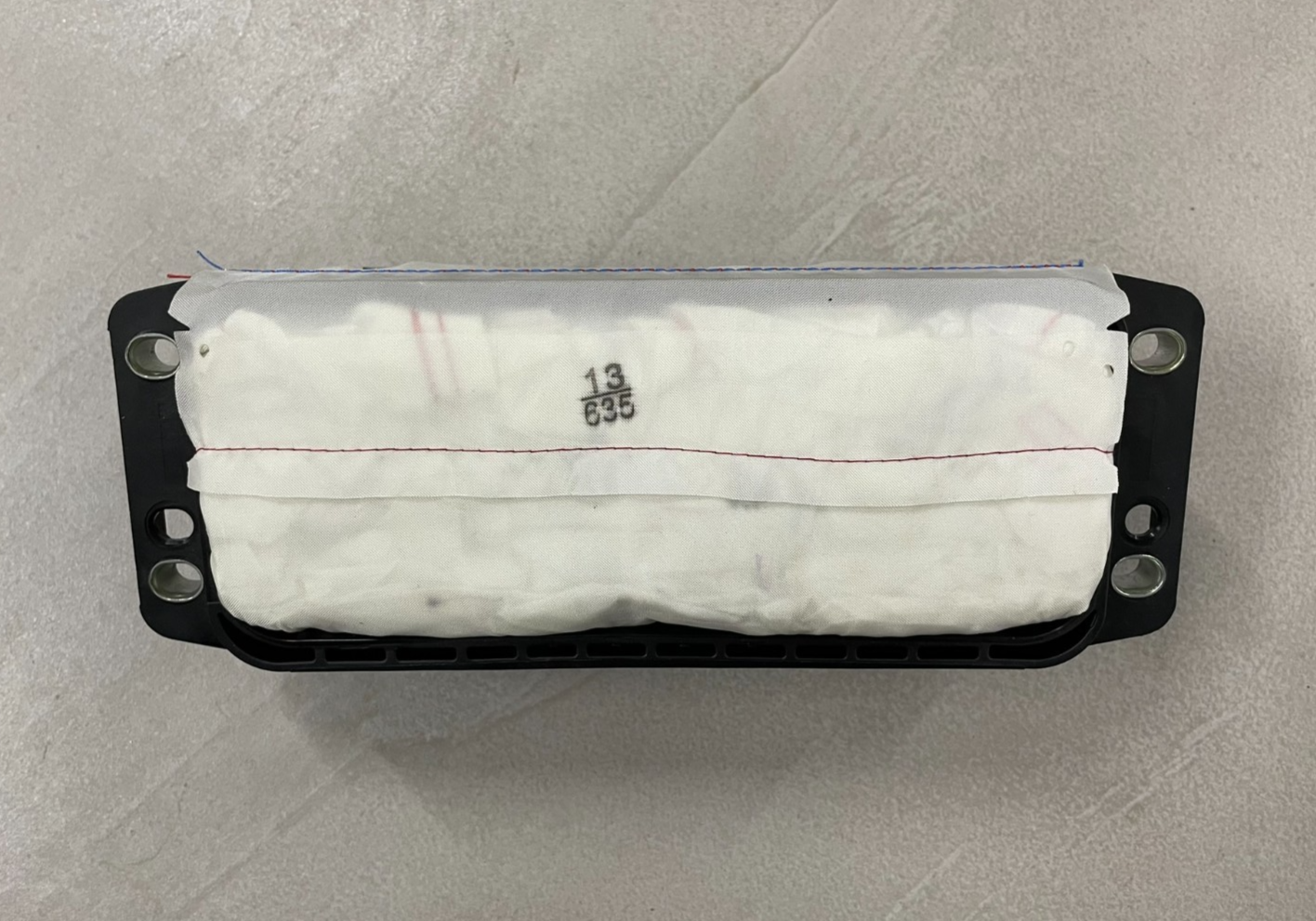 AUDI A6 , A7 , A8 ARMATURENBRETT SICHERHEITSTASCHE SCHUTZ 4G8880204F ORIG NEU