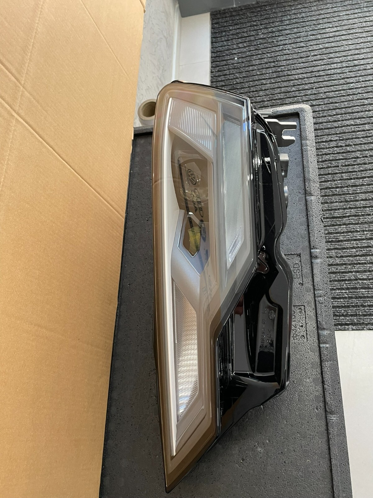 AUDI A6 C8 VOLL LED SCHEINWERFER VORNE LINKS 4K0941033C KOMPLET NEU ORIG. AUDI ! - Obrázek 9