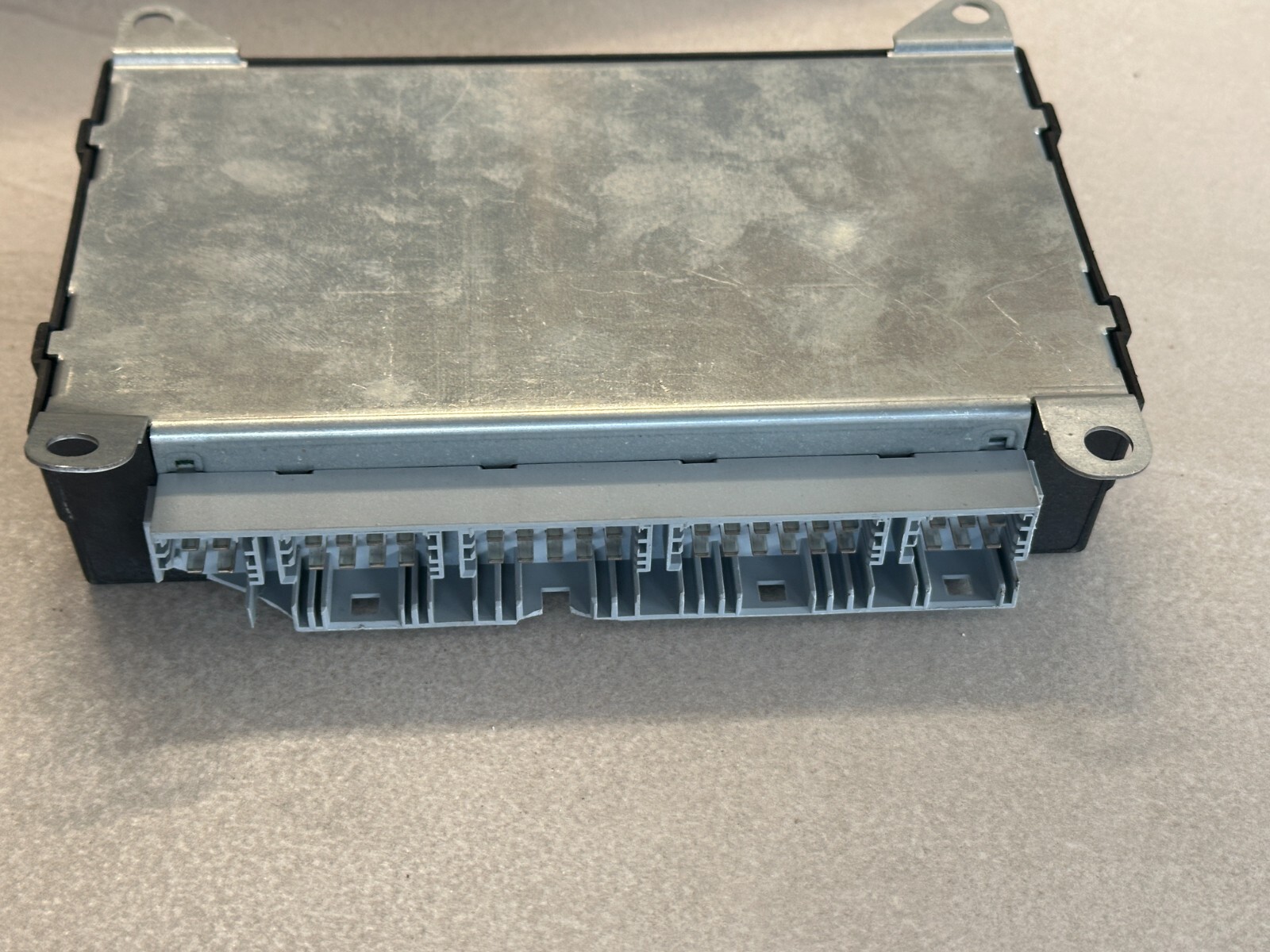 AUDI A6 FAHRWERKSTEUERGERÄT FÜR NIVEAUREGELUNG 4F0910553 FAST NEU DEMONT V TEST. - Obrázek 8