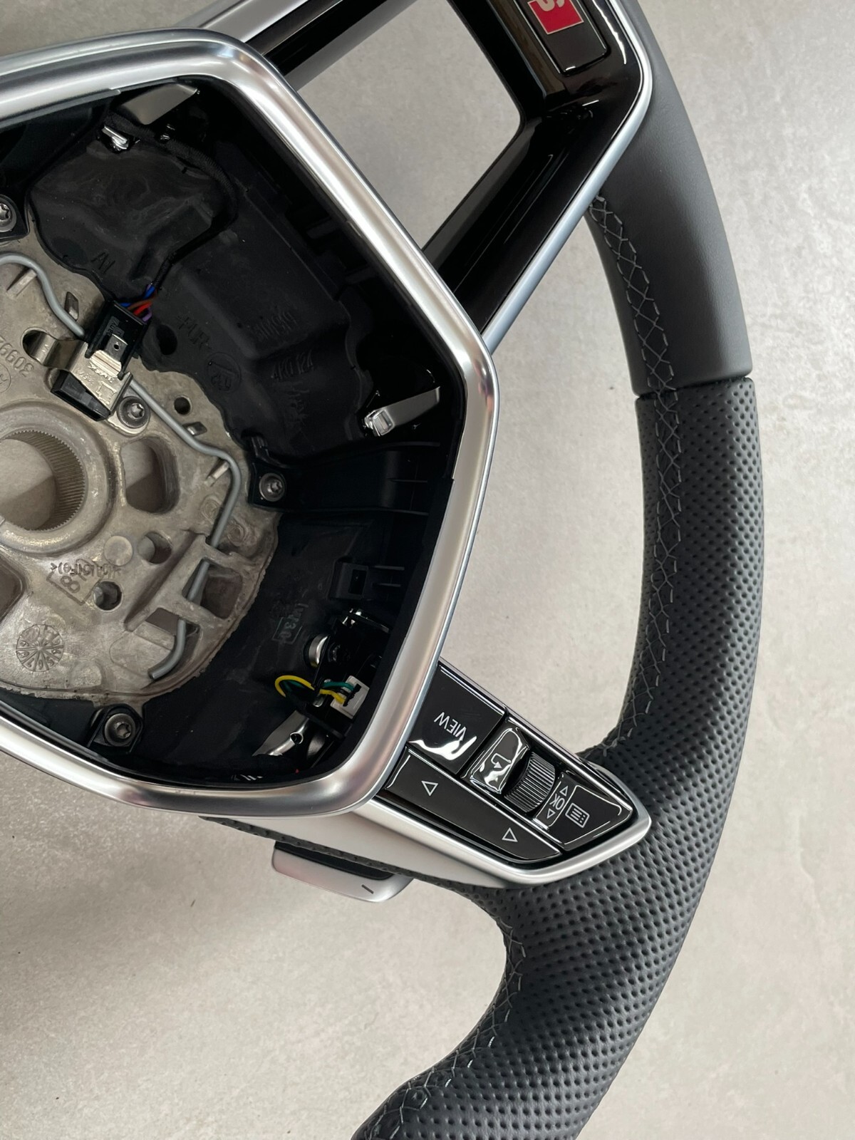 AUDI A6 S6 A7 S7 C8 4K AUDI S SPORT LEDER LENKRAD GELOCHT MIT PADELS NEU ORIG. ! - Obrázek 10