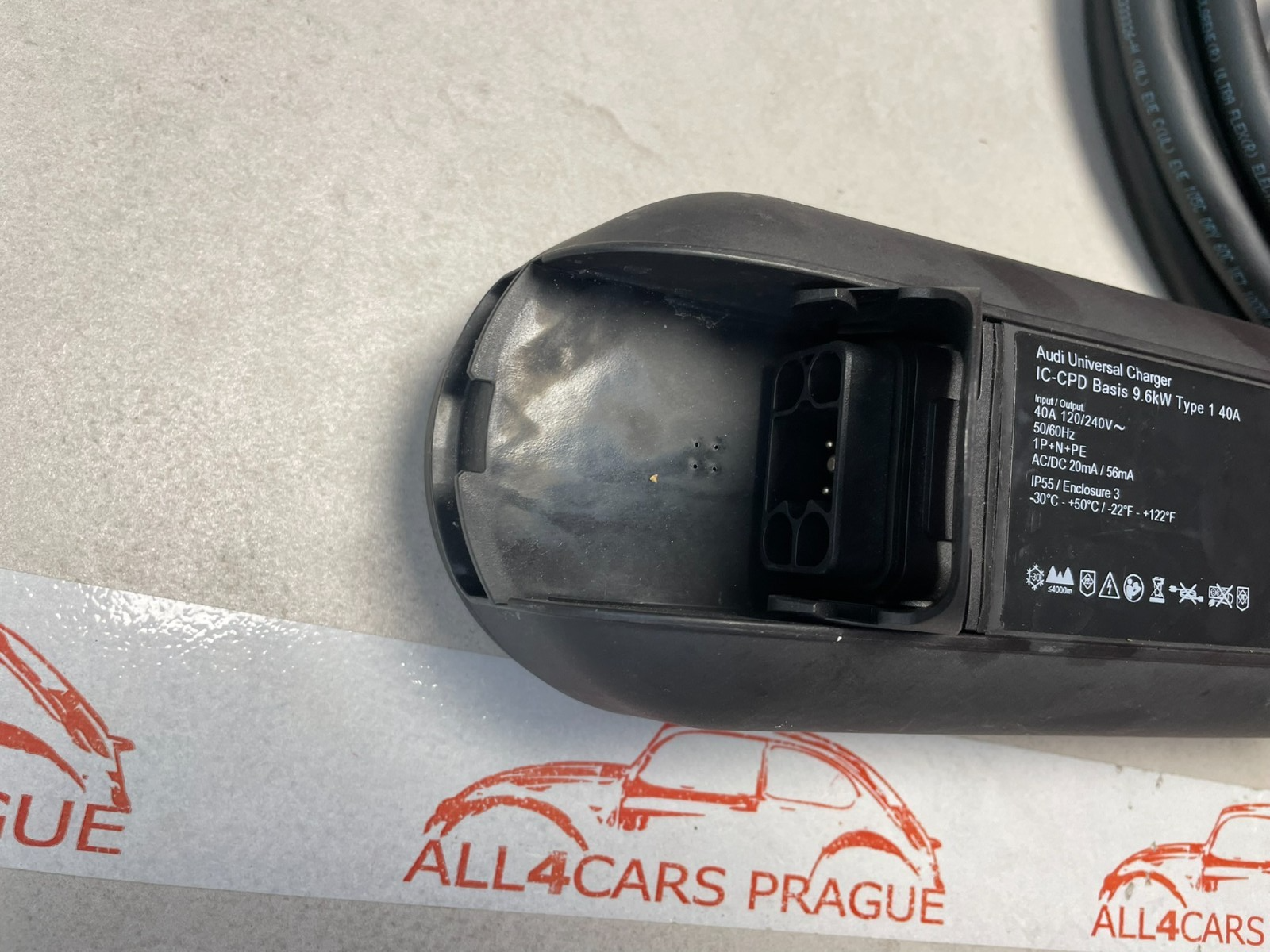 AUDI CHARGER MIT LADEKABEL FÜR AUDI ELEKTRO AUTOS 8V4971675BB 9.6 KW ORIG.AUDI ! - Obrázek 17