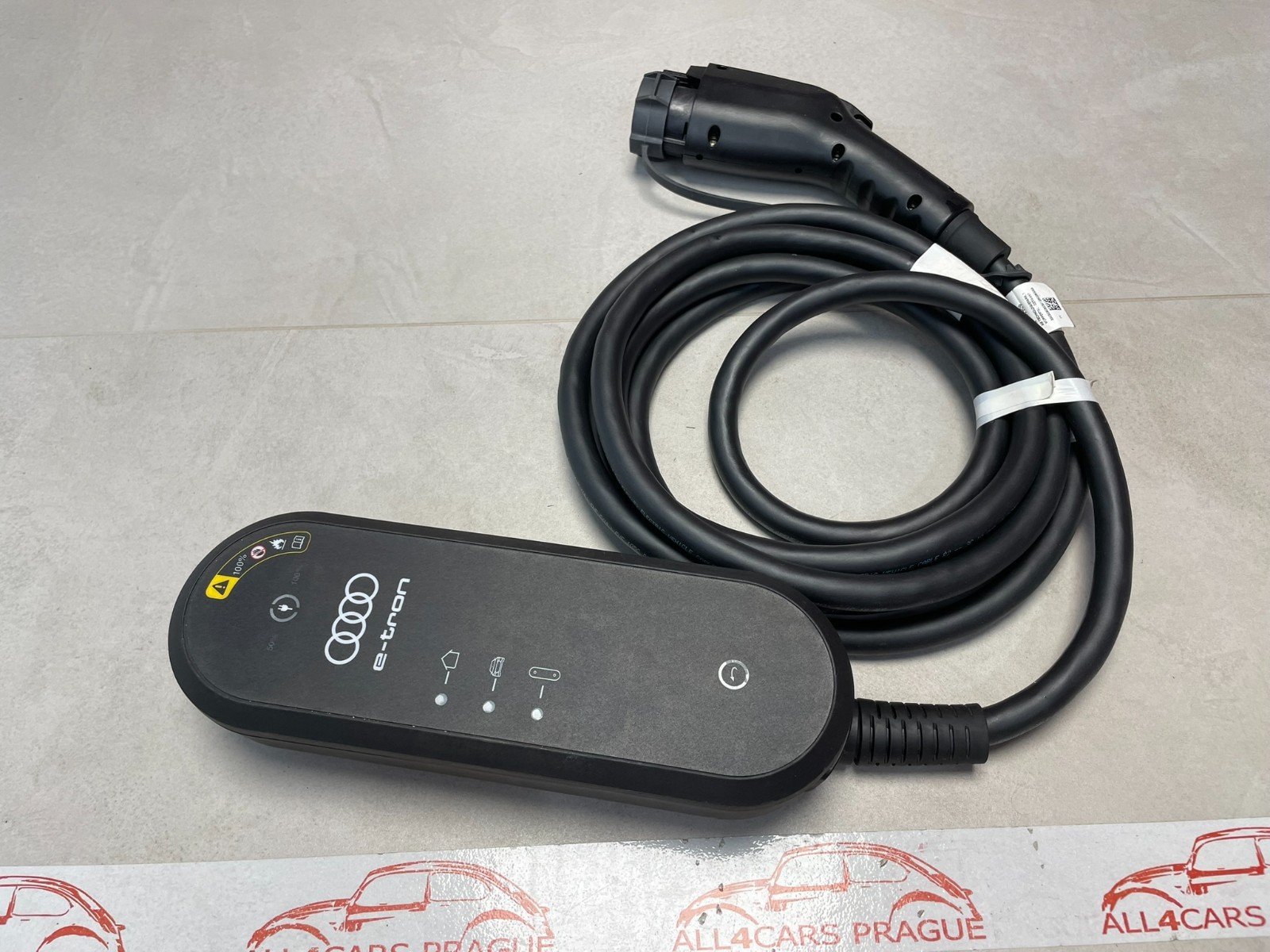 AUDI CHARGER MIT LADEKABEL FÜR AUDI ELEKTRO AUTOS 8V4971675BB 9.6 KW ORIG.AUDI ! - Obrázek 23